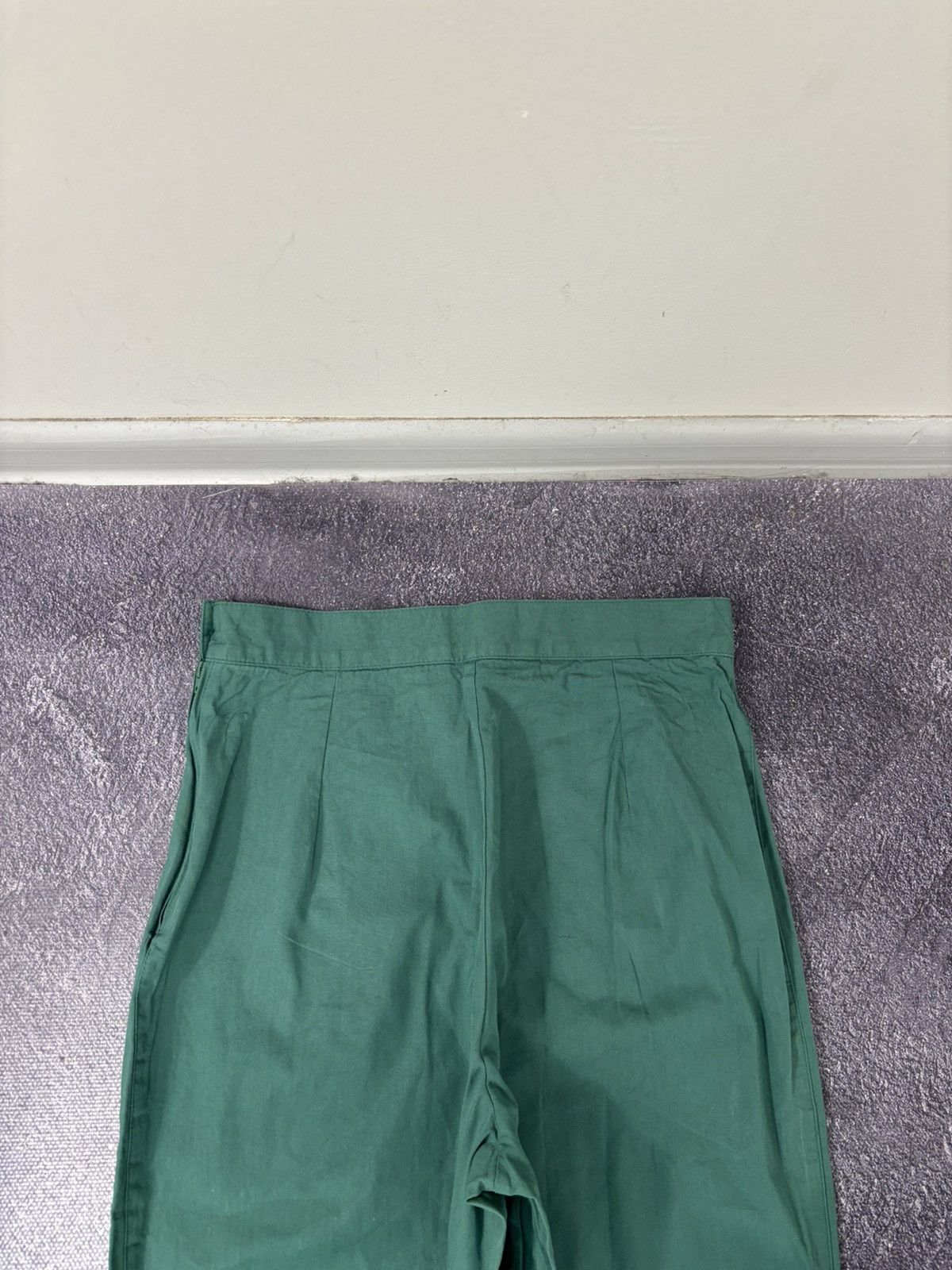 GF Ferre Vintage Oaks By Gianfranco Ferre Womens Luxury Tapered Pants Size 30" / US 8 / IT 44 - 16 Thumbnail
