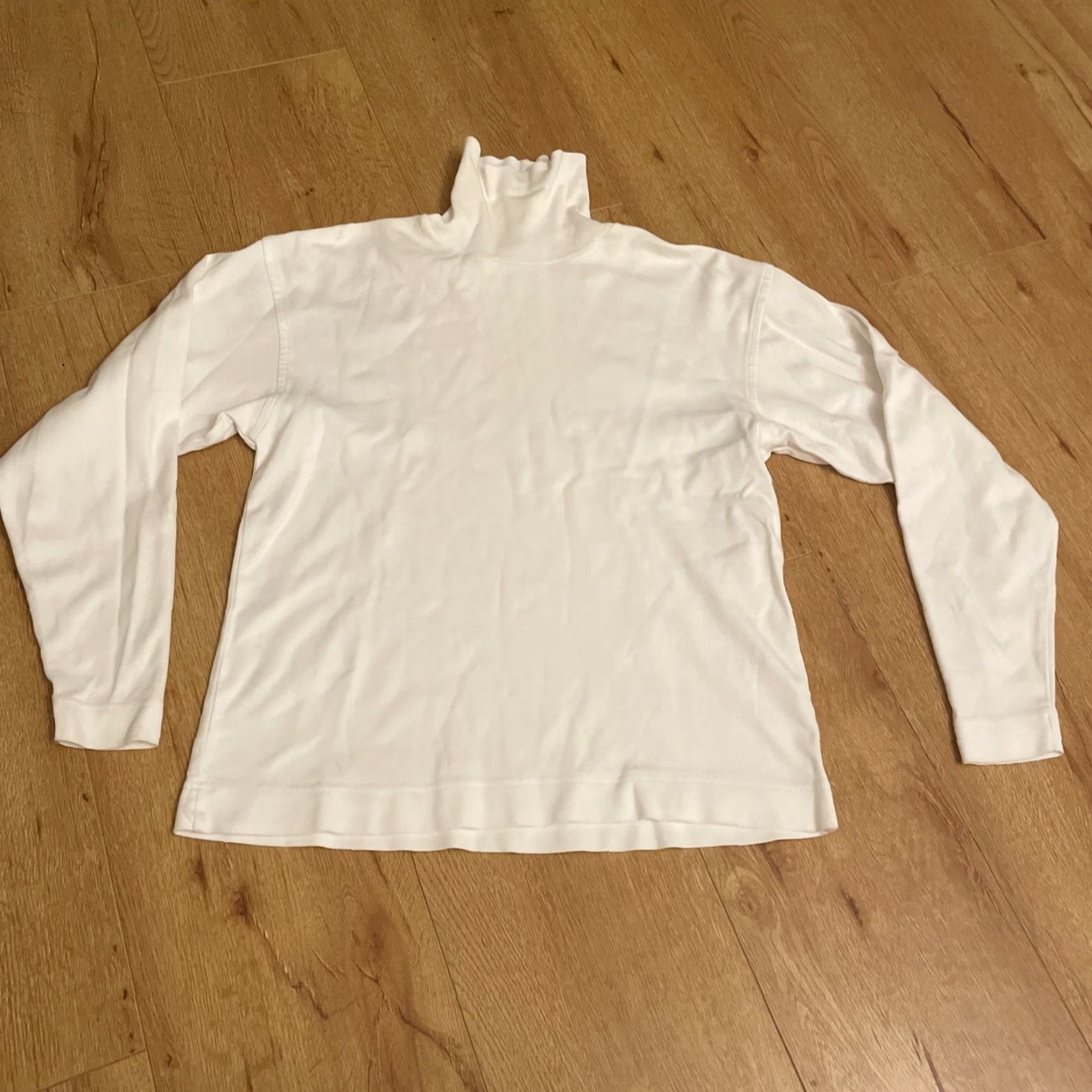 Banana Republic VINTAGE Banana Republic Y2K Knit Turtleneck shirt White Women's Classic Small Preppy Pullover Knit Sweater Women Size S / US 4 / IT 40 - 2 Thumbnail