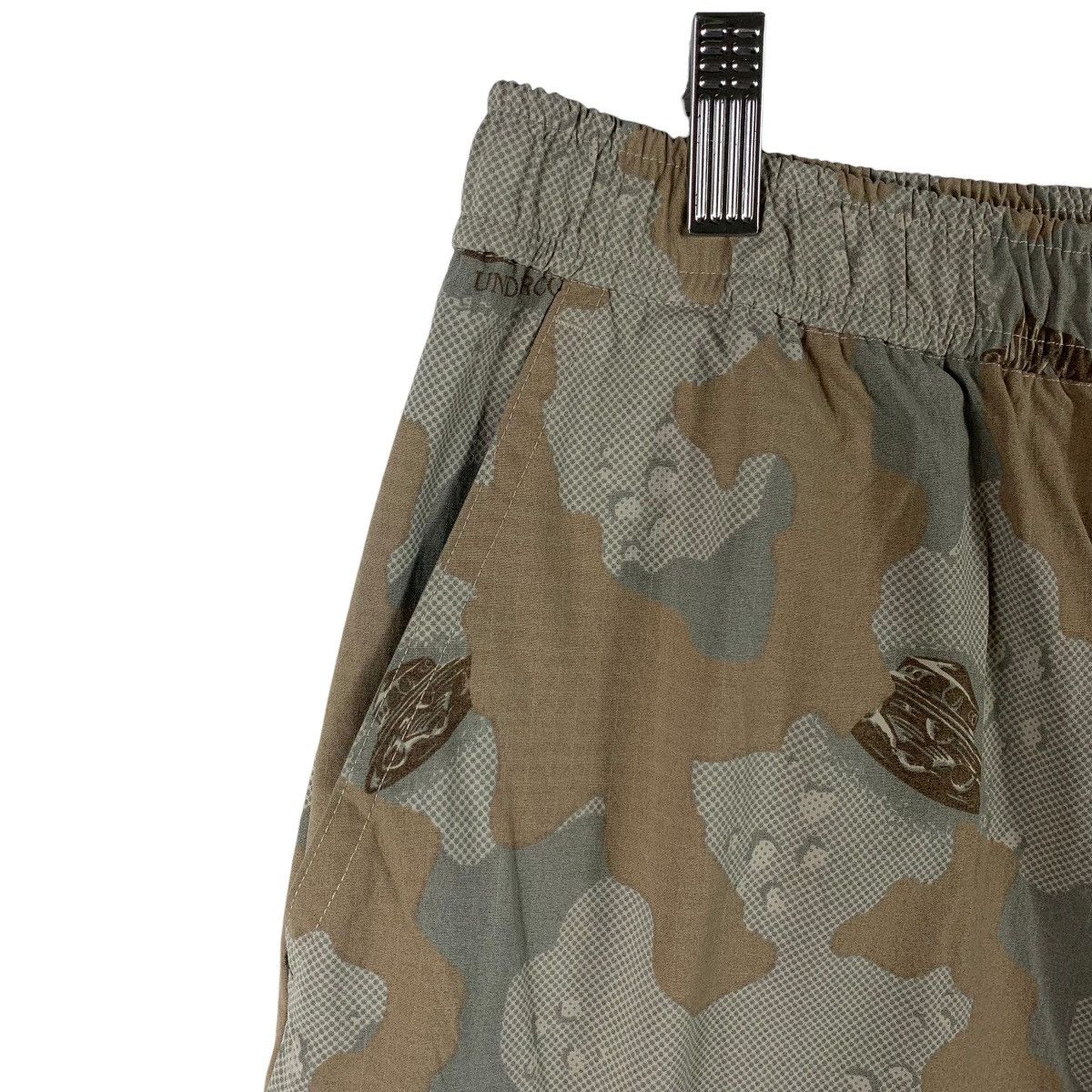 GU × Japanese Brand × Undercover GU X UNDERCOVER Camo full print cargo pants Size US 34 / EU 50 - 5 Thumbnail
