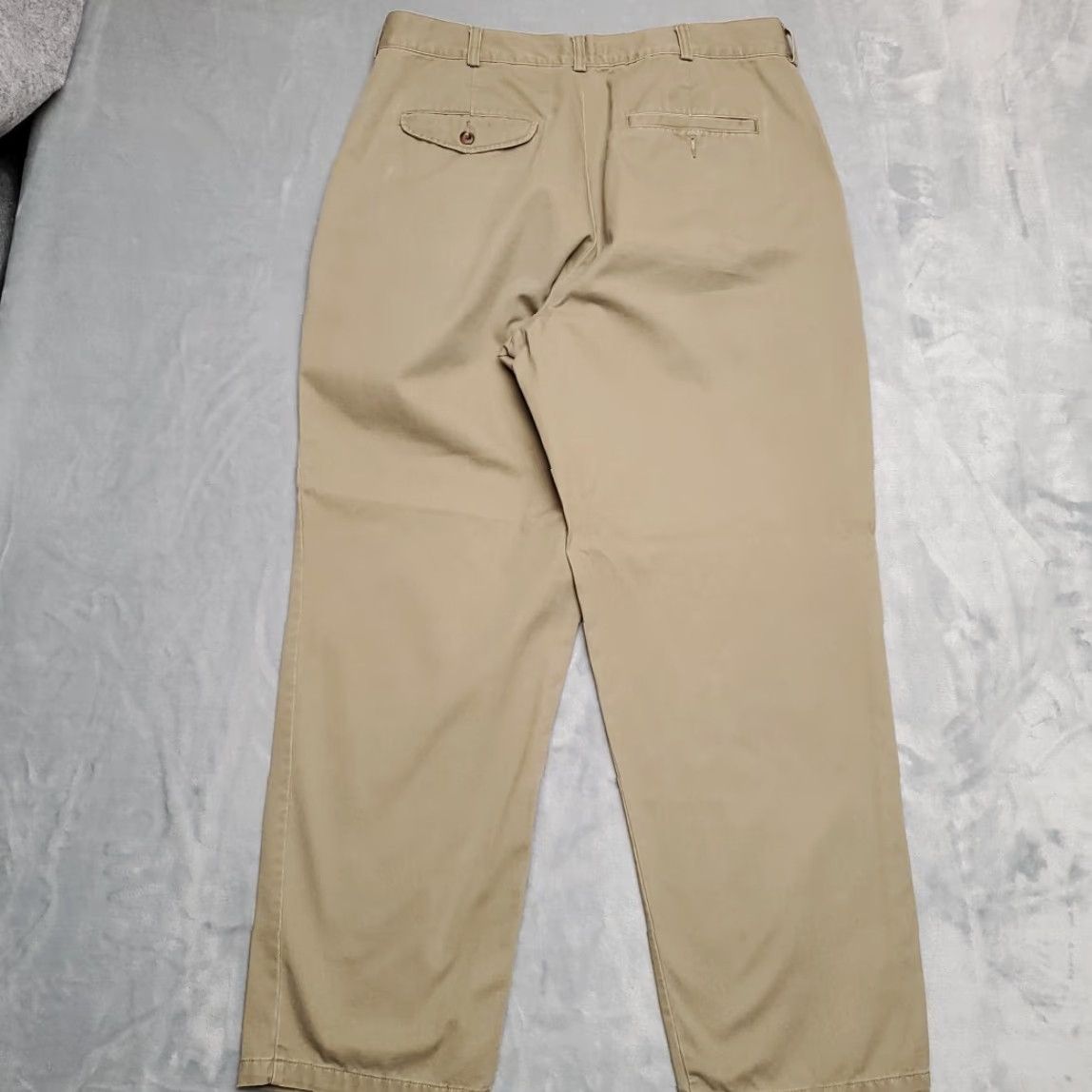 Vintage VINTAGE Cabela's Pants Mens 38x32 Khaki Twill Wrinkle Free Chino Outdoor Hike Fish Casual Pants Mens Beige Cotton Twill Pockets Zip Front Size US 38 / EU 54 - 7 Thumbnail