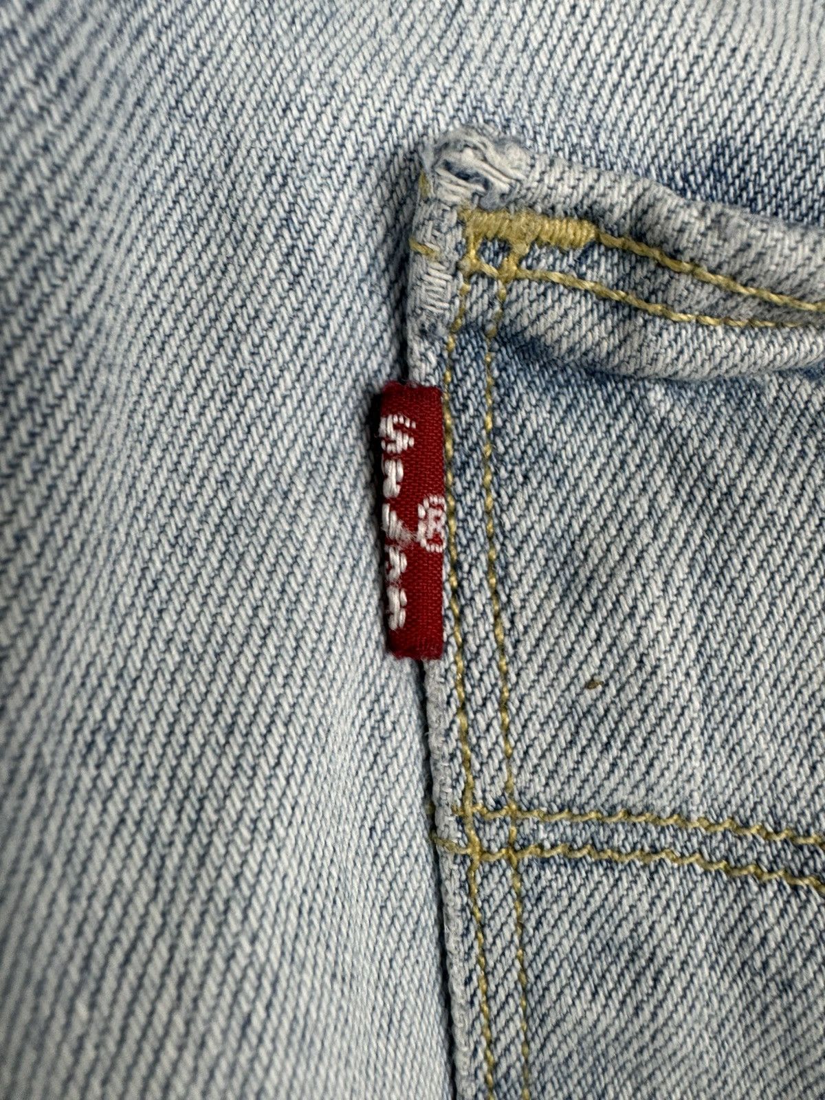 Levi's Vintage 2000s Levis Engineered jeans twisted shorts washed Size US 28 / EU 44 - 16 Thumbnail