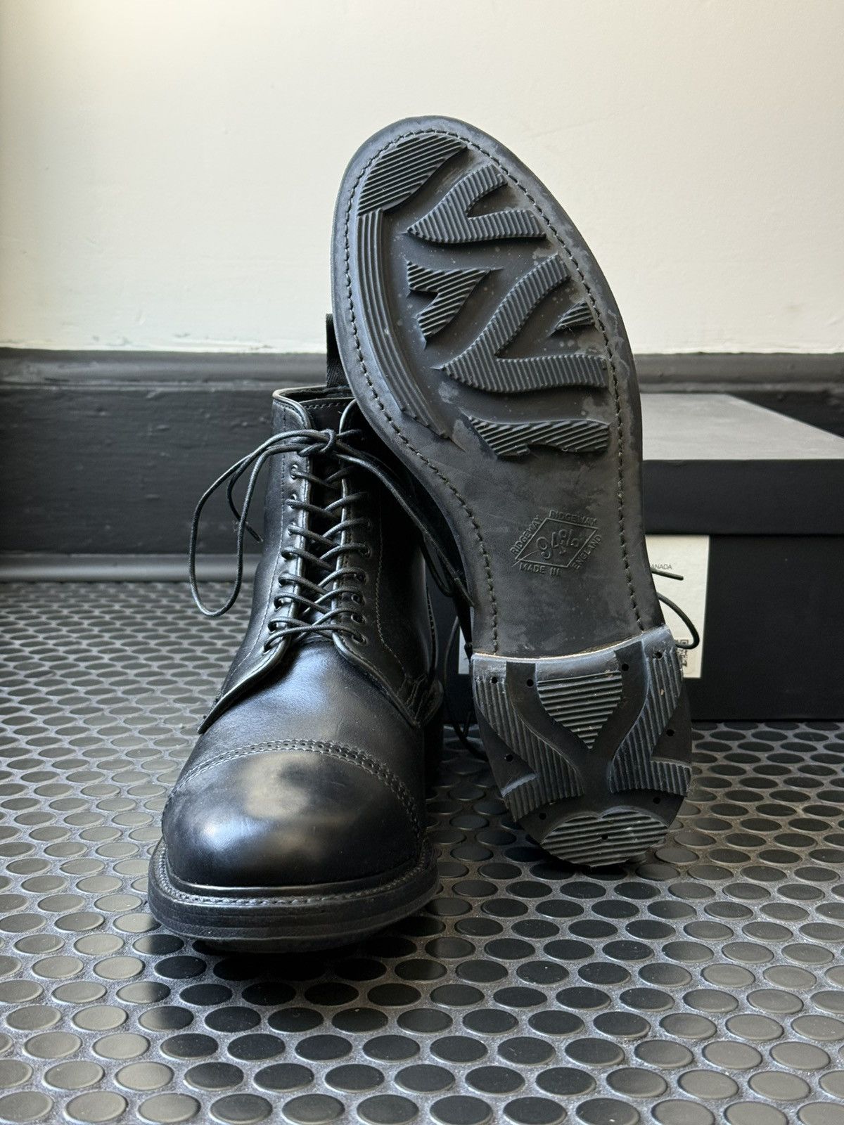 Viberg Viberg Shelby Sharp Brogue Boot in Waxed Black Horsebutt Size US 9 / EU 42 - 8 Thumbnail