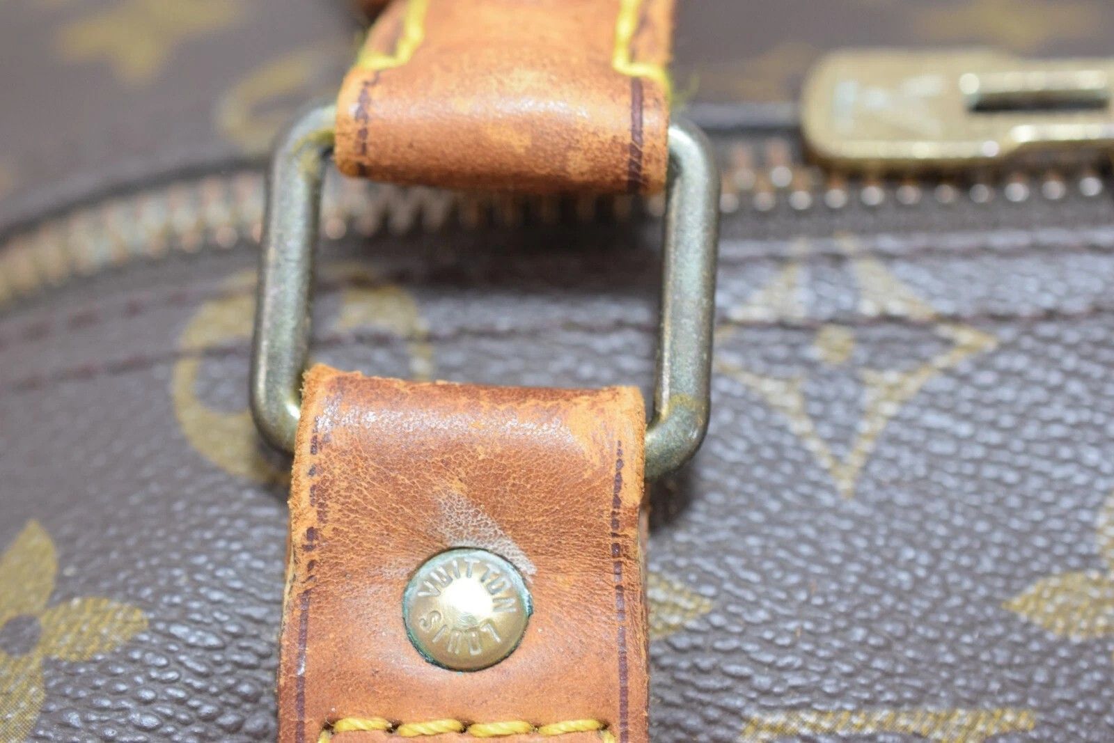 Louis Vuitton Louis Vuitton Keepall 50 Travel Boston Bag Monogram M41426 Size ONE SIZE - 12 Thumbnail