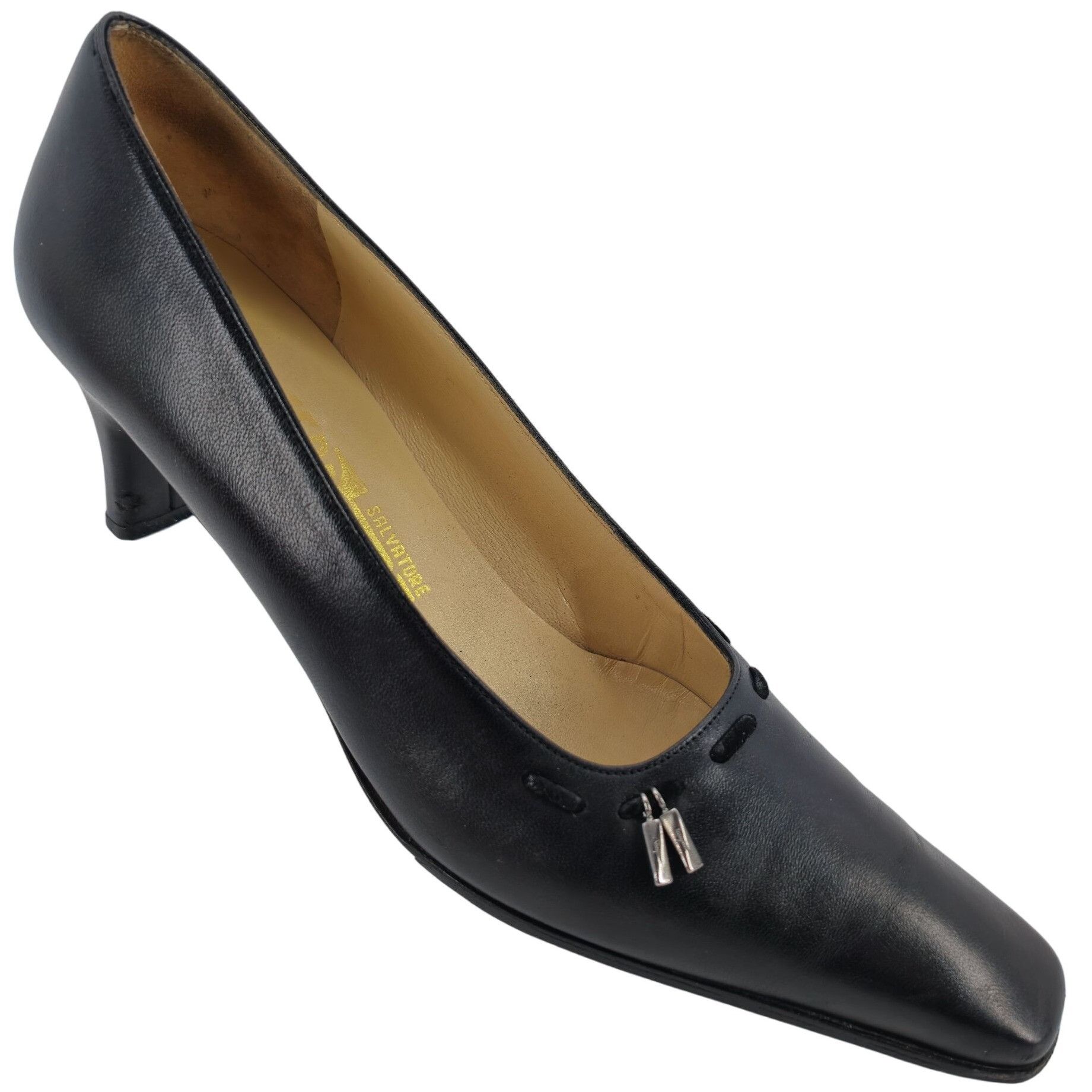 Salvatore Ferragamo Vintage Salvatore Ferragamo Classic Black Leather Dress Heel Size US 8.5 / IT 38.5 - 2 Thumbnail