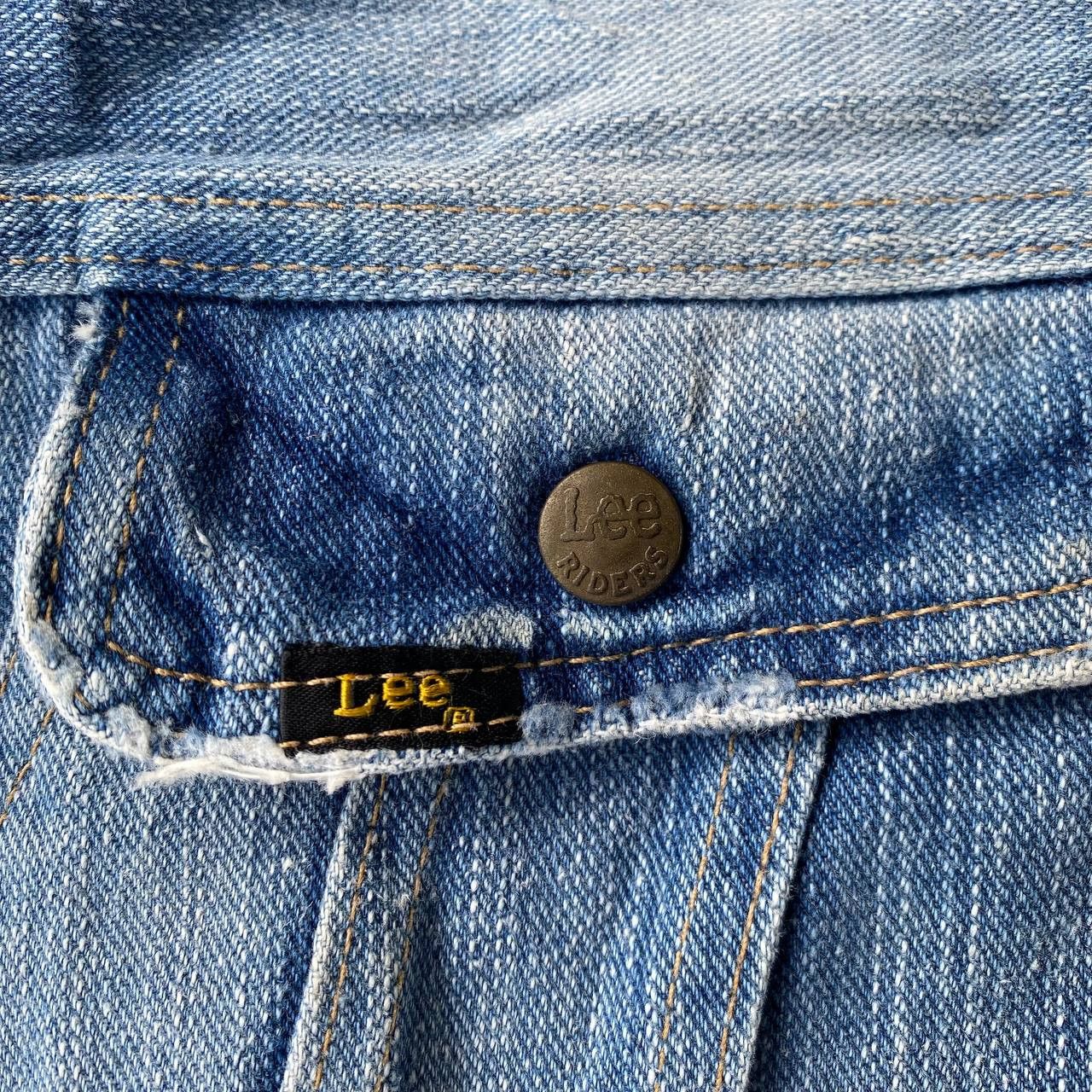 Lee RARE Vintage Lee Riders Button Slit Flare Jean-70s/80s Style Size US 29 - 8 Thumbnail