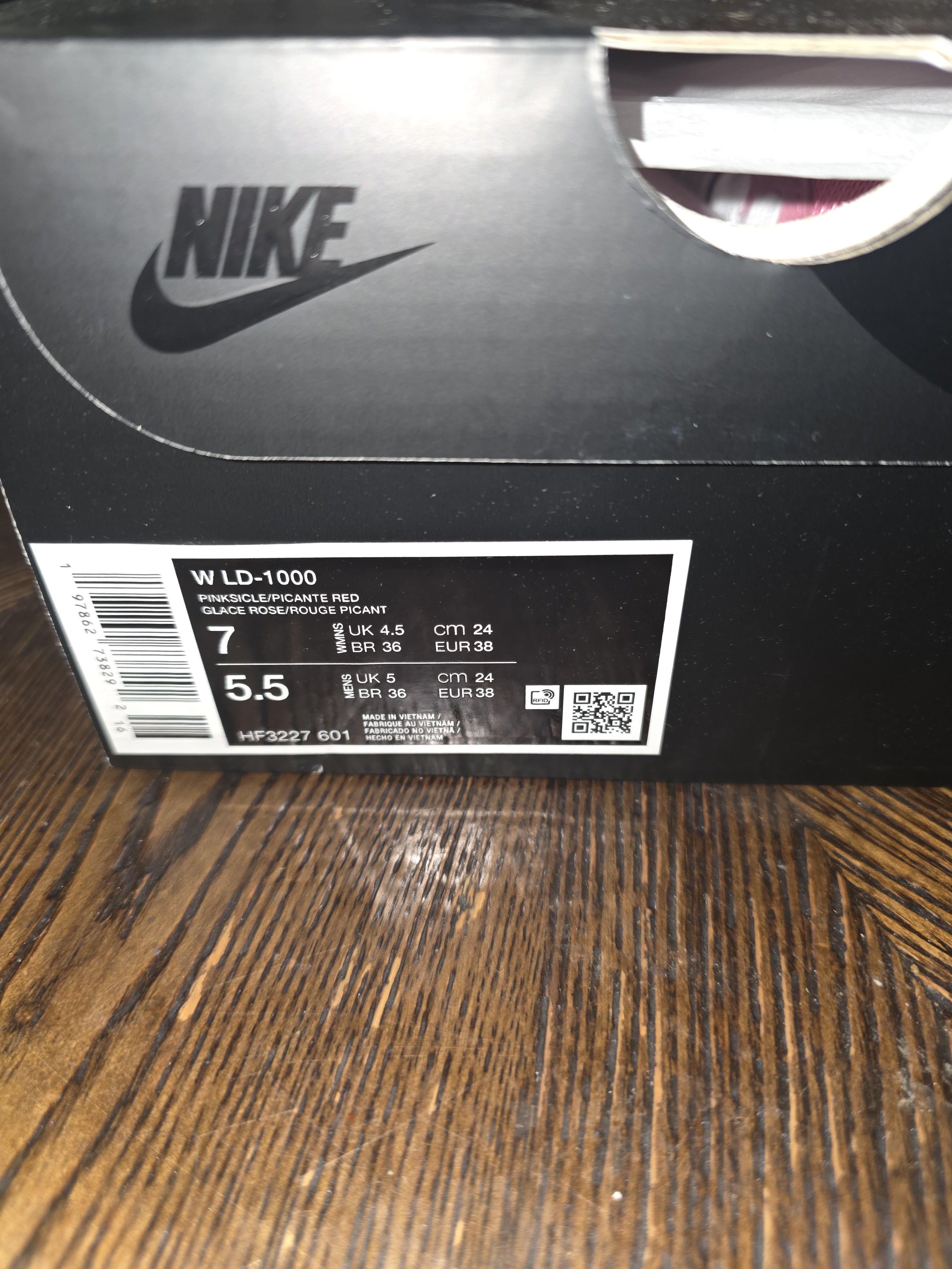 Nike WOMENSNIKELD-1000 PINK SIZE 7W Size US 7 / IT 37 - 1 Thumbnail