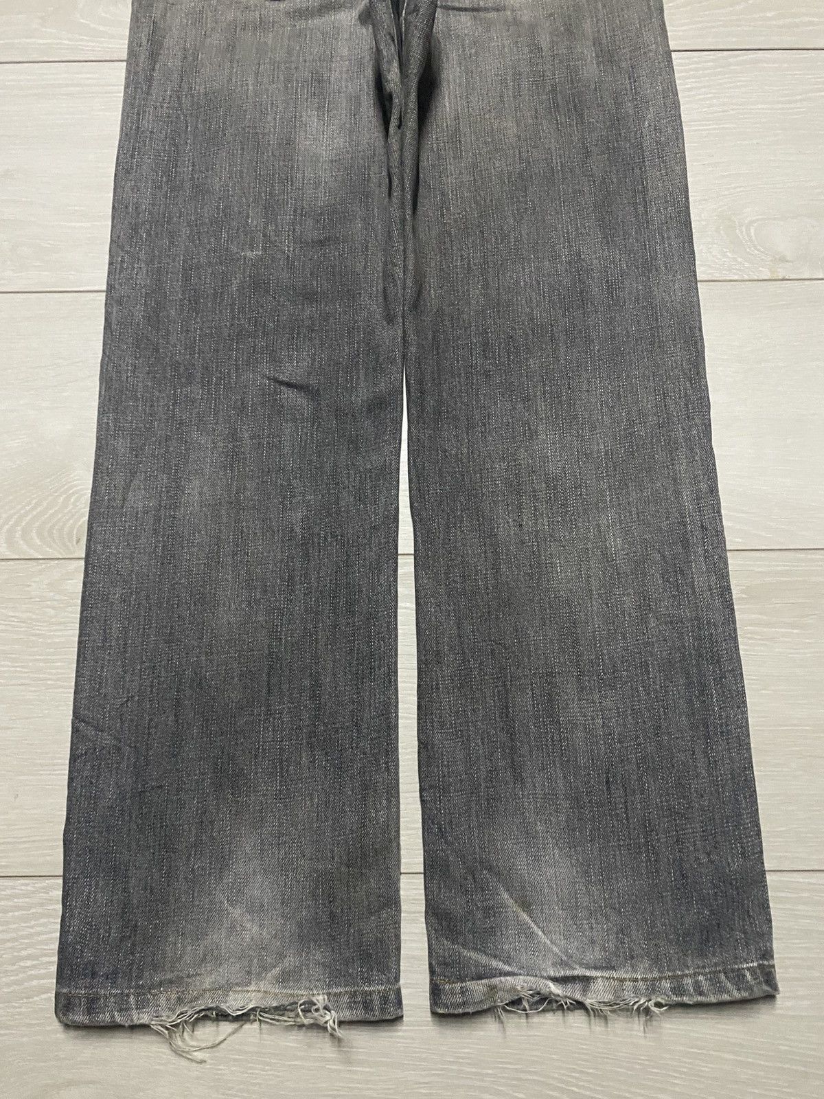 Undercover × Uniqlo Vintage Japanese Brand Uniqlo S002 Mud Wash Distressed Jeans Size US 29 - 6 Thumbnail