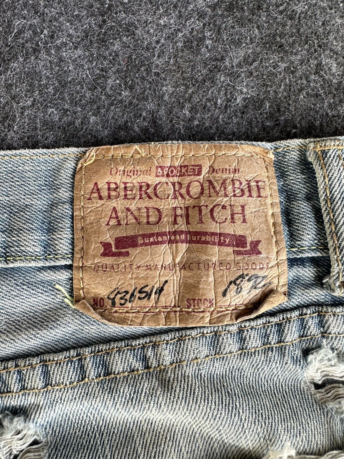 Abercrombie & Fitch Abercrombie Fitch Baggy Boot Distressed Denim 34x31 D335 Size US 34 / EU 50 - 7 Thumbnail
