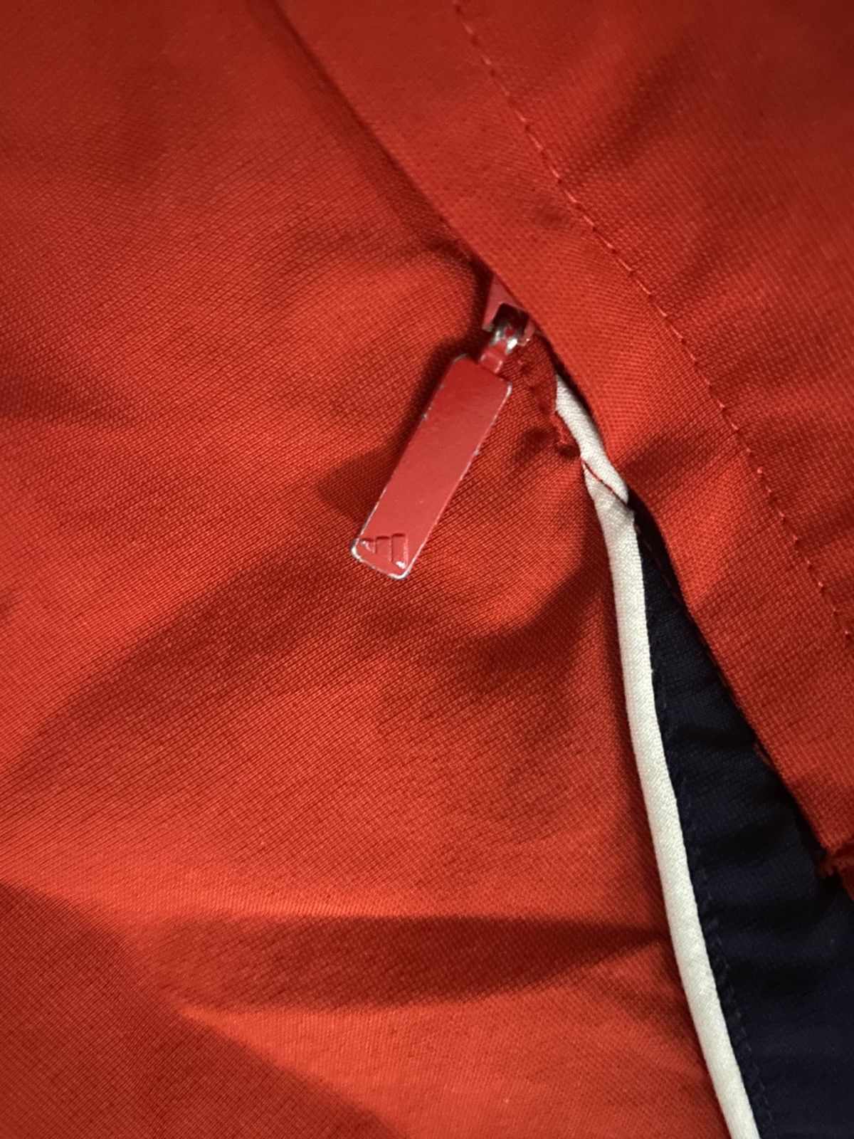 Adidas Vintage Red Adidas Windbreaker Size US L / EU 52-54 / 3 - 6 Thumbnail