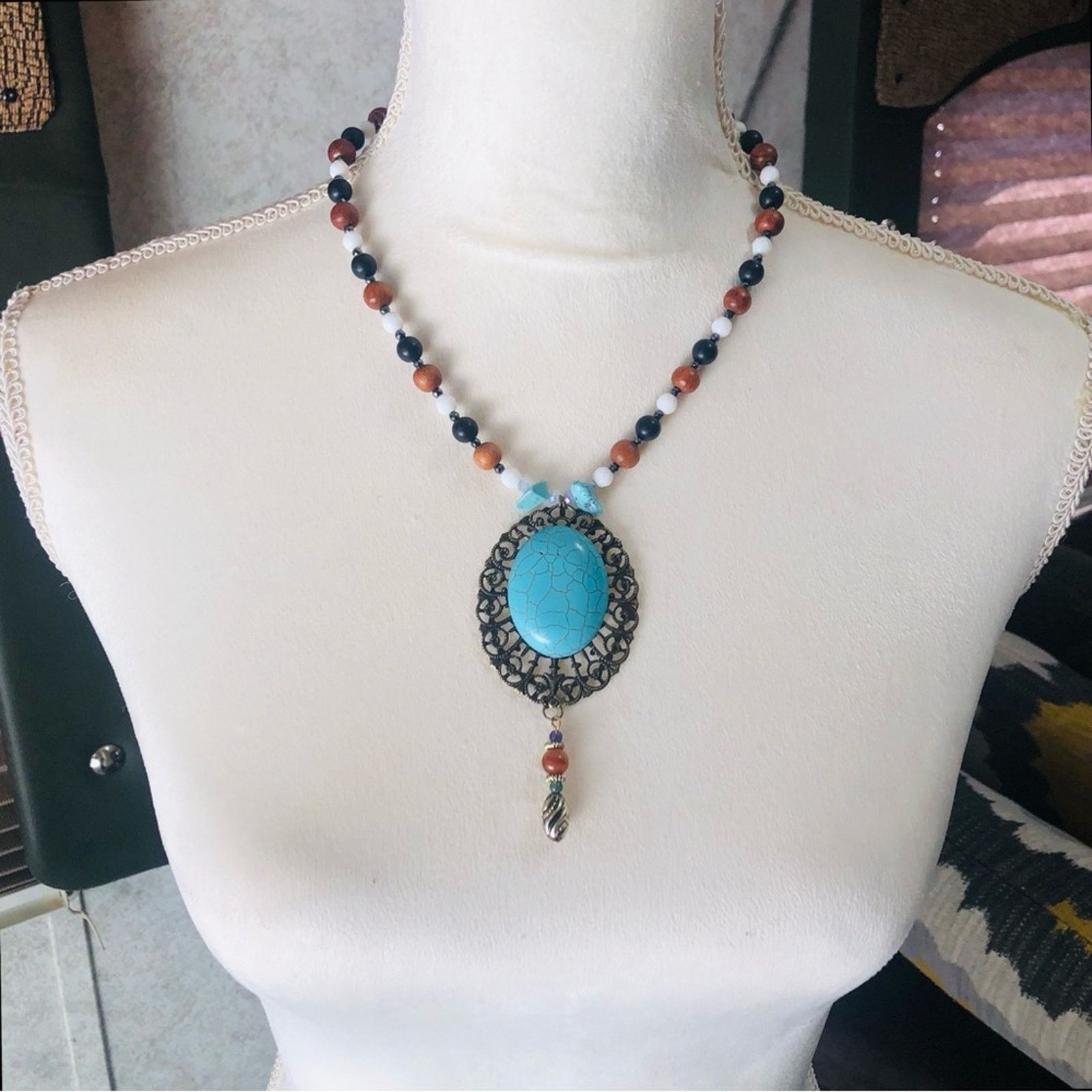Handmade Handcrafted large howlite filigree pendant beaded necklace Size ONE SIZE - 3 Thumbnail