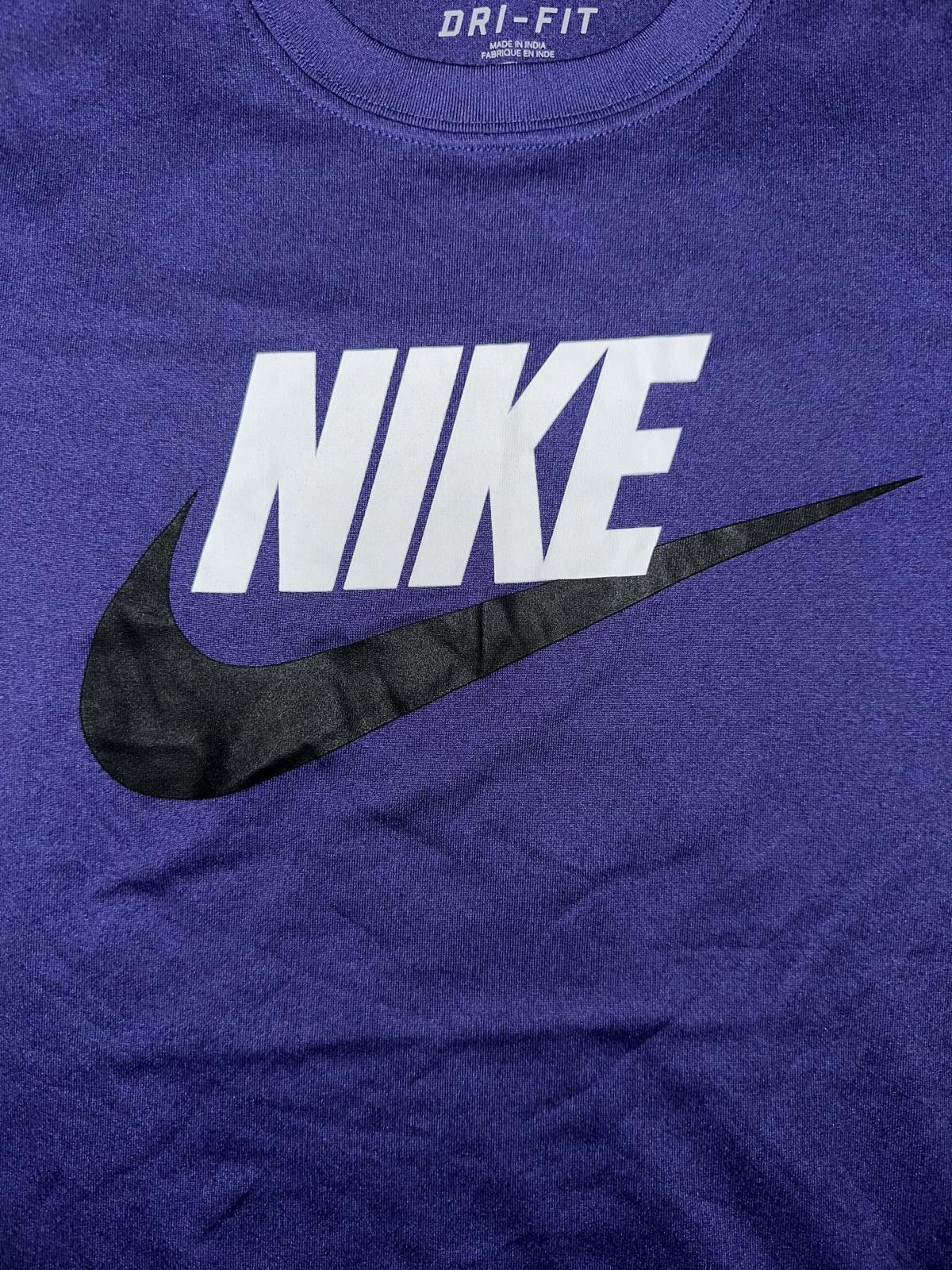 Nike VINTAGE Nike Men’s Graphic NSW T-Shirt 2014 Size US XS / EU 42 / 0 - 2 Thumbnail