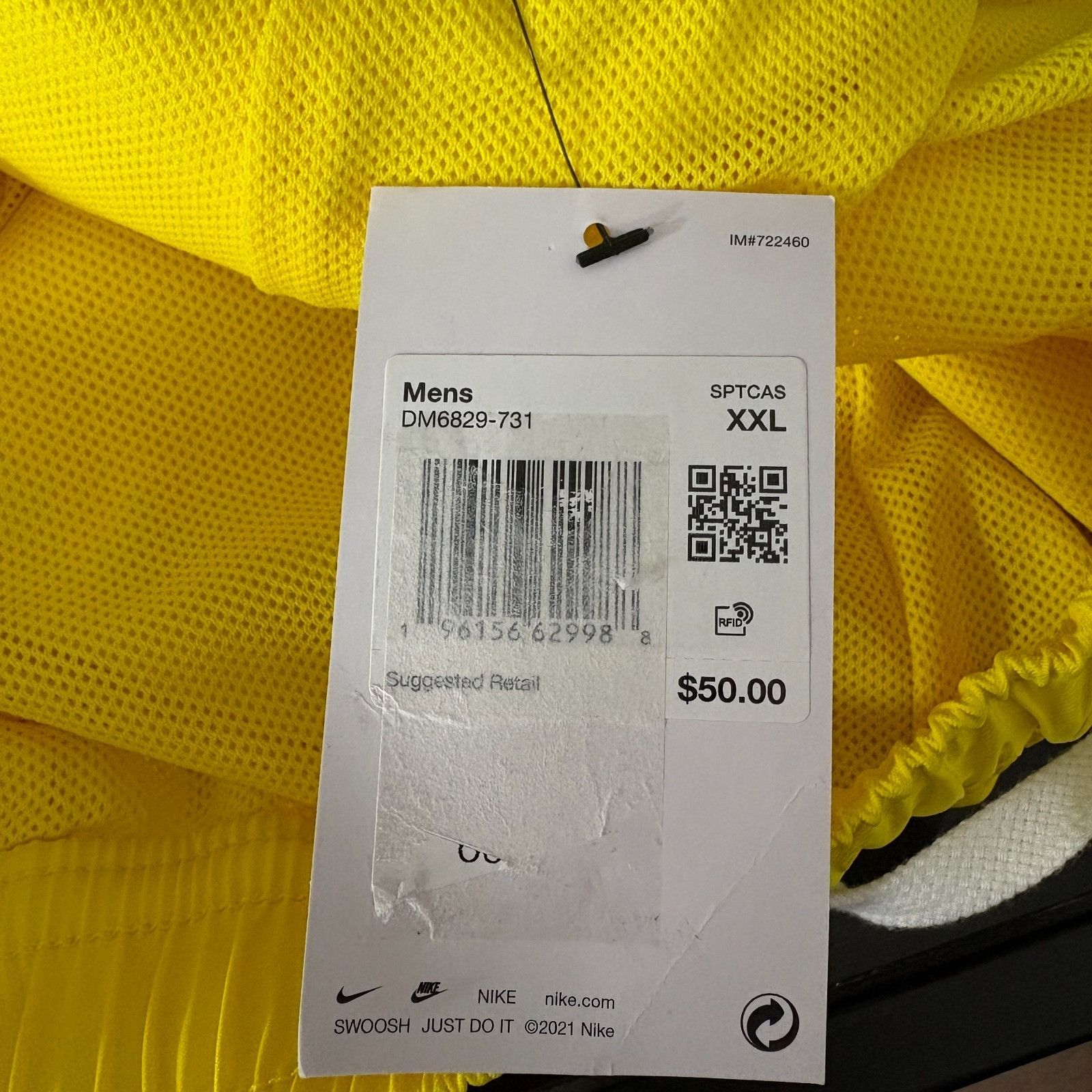 Nike Nike Men XXL Club Woven Lined Shorts Opti Yellow DM6829‑731 Size US 38 / EU 54 - 11 Thumbnail