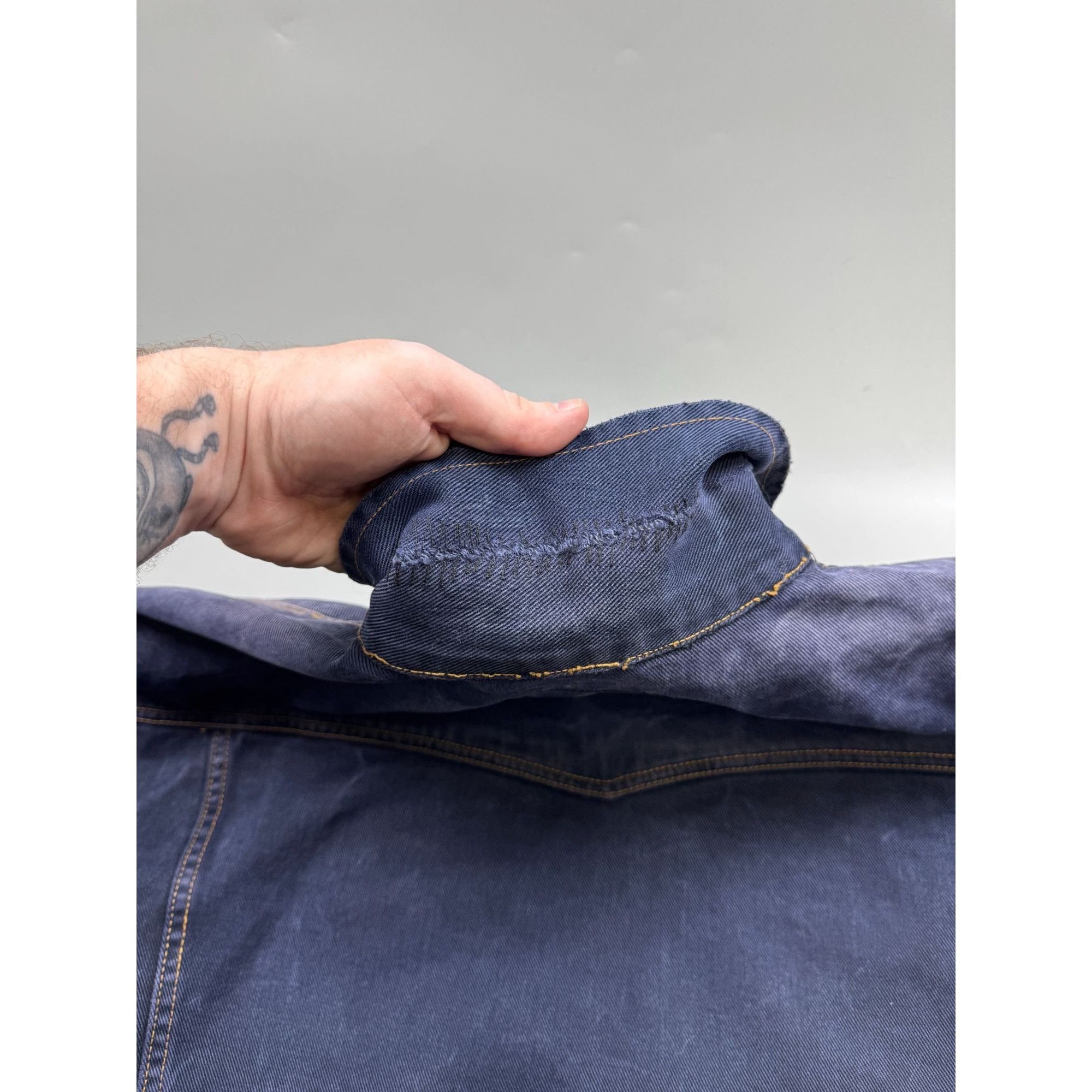 Wrangler Vintage Wrangler Western Indigo Denim Trucker Jacket (YG025) Size US XL / EU 56 / 4 - 15 Thumbnail