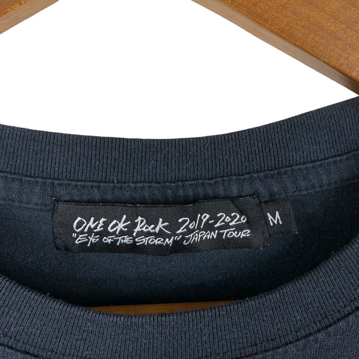 Other ONE OK ROCK "Eye of the Storm" 2019-2020 Japan Tour Tee Size US M / EU 48-50 / 2 - 3 Thumbnail