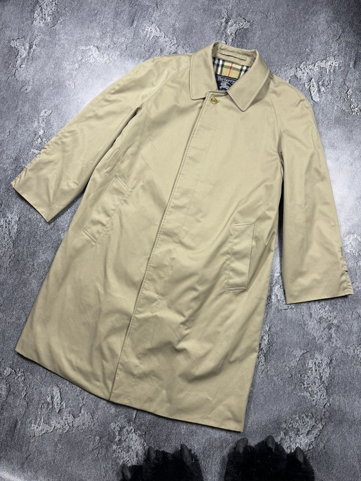 Burberry Burberrys’ Vintage Gabardine Trench Coat — Made in England 🇬🇧 Size US L / EU 52-54 / 3 - 2 Thumbnail