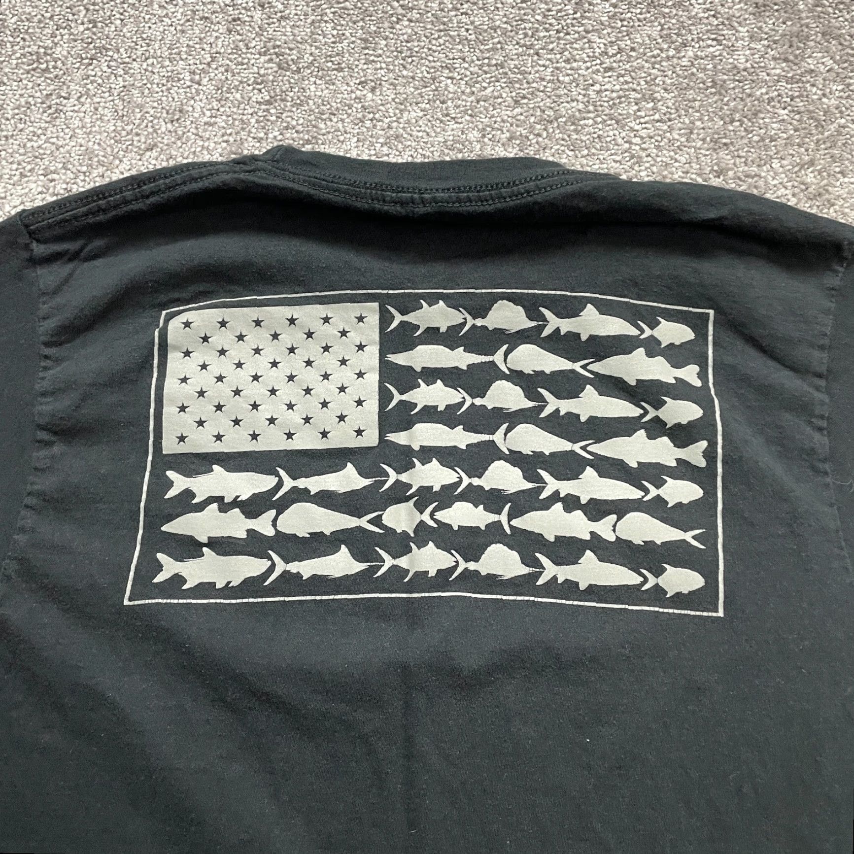 Vintage VINTAGE Columbia Men's Short Sleeve T-Shirt S Black Casual Fish Outdoor 90s Size US S / EU 44-46 / 1 - 5 Thumbnail