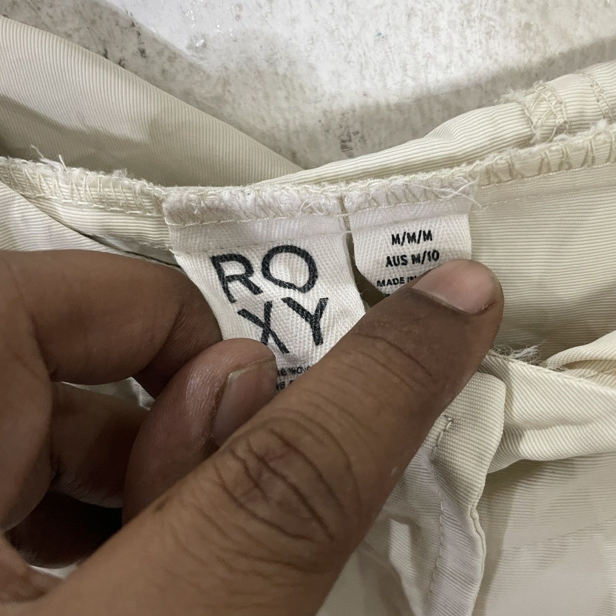 Japanese Brand Vintage Roxy By Quicksilver Hoodies Jacket Size M / US 6-8 / IT 42-44 - 5 Thumbnail