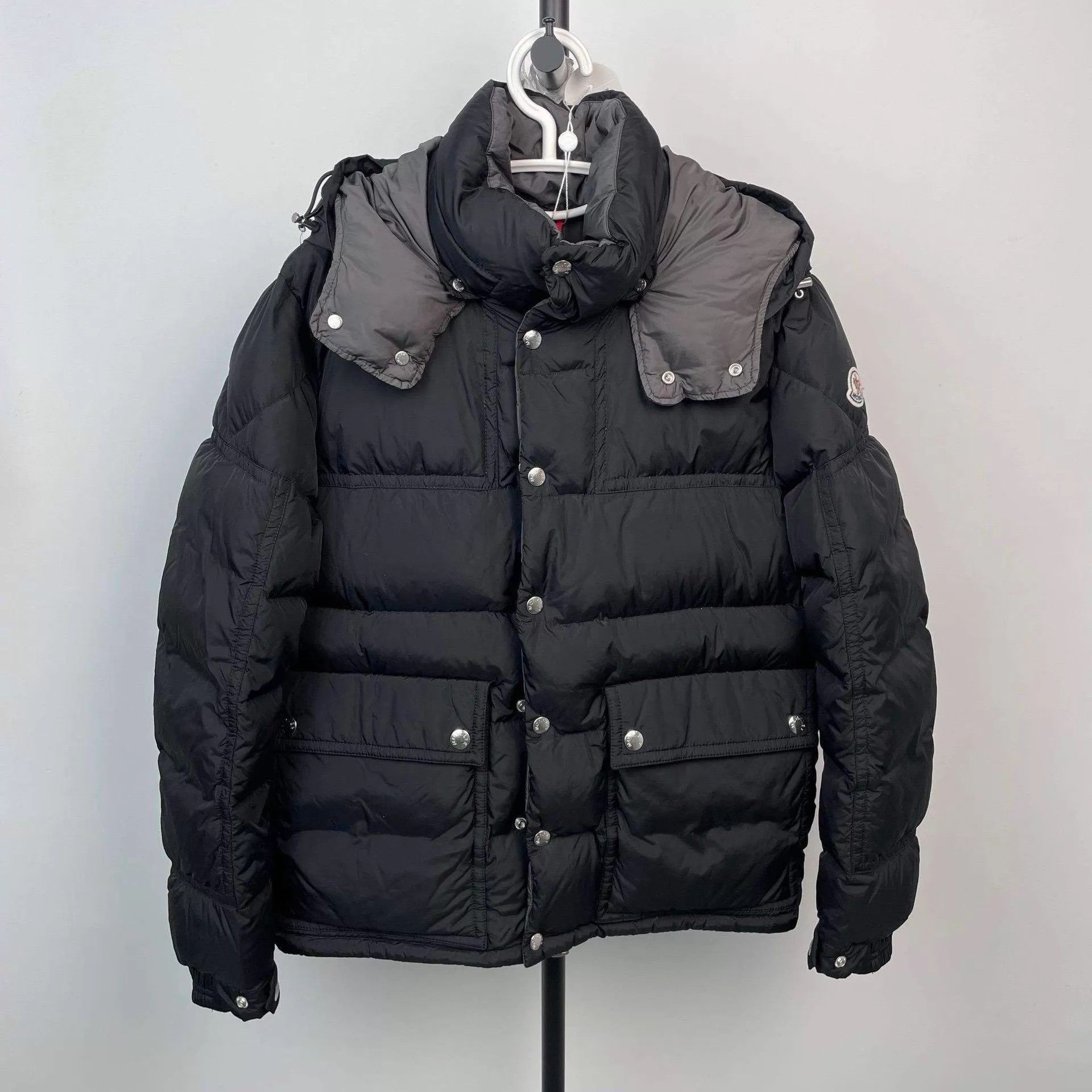 Moncler Moncler hooded jacket 2 Size XS / US 0-2 / IT 36-38 - 1 Thumbnail