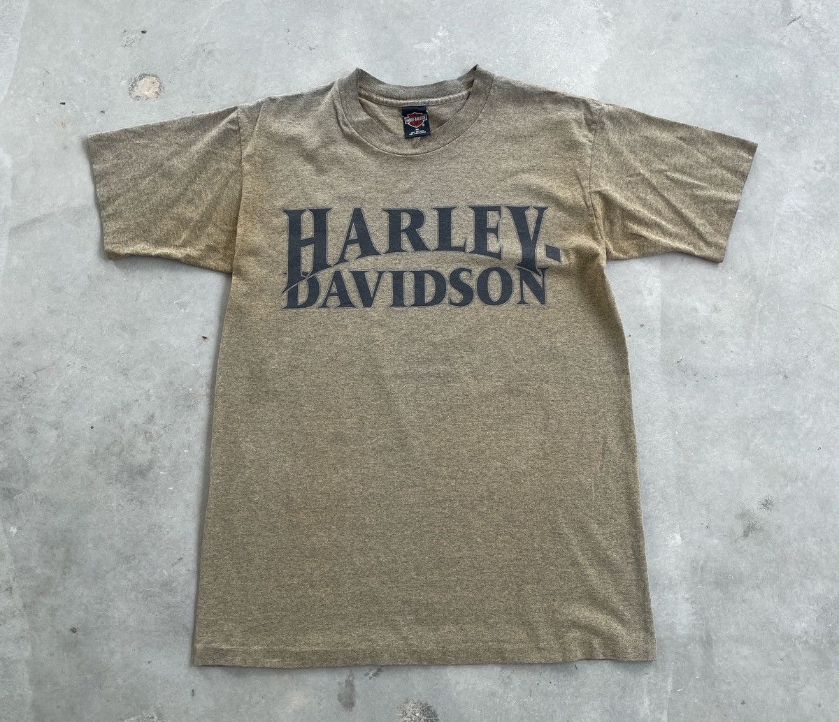 Harley Davidson × Vintage VINTAGE HARLEY DAVIDSON COLLEGIATE SUNFADED TEE Size US M / EU 48-50 / 2 - 1 Thumbnail