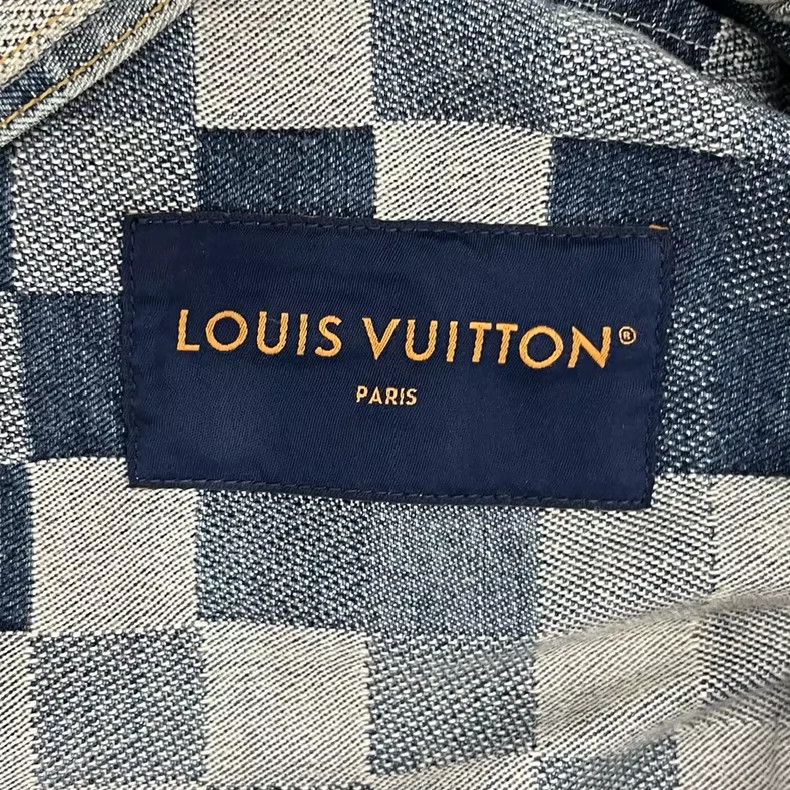Louis Vuitton Louis Vuitton Mosaic effect printed denim jacket Size US S / EU 44-46 / 1 - 6 Thumbnail