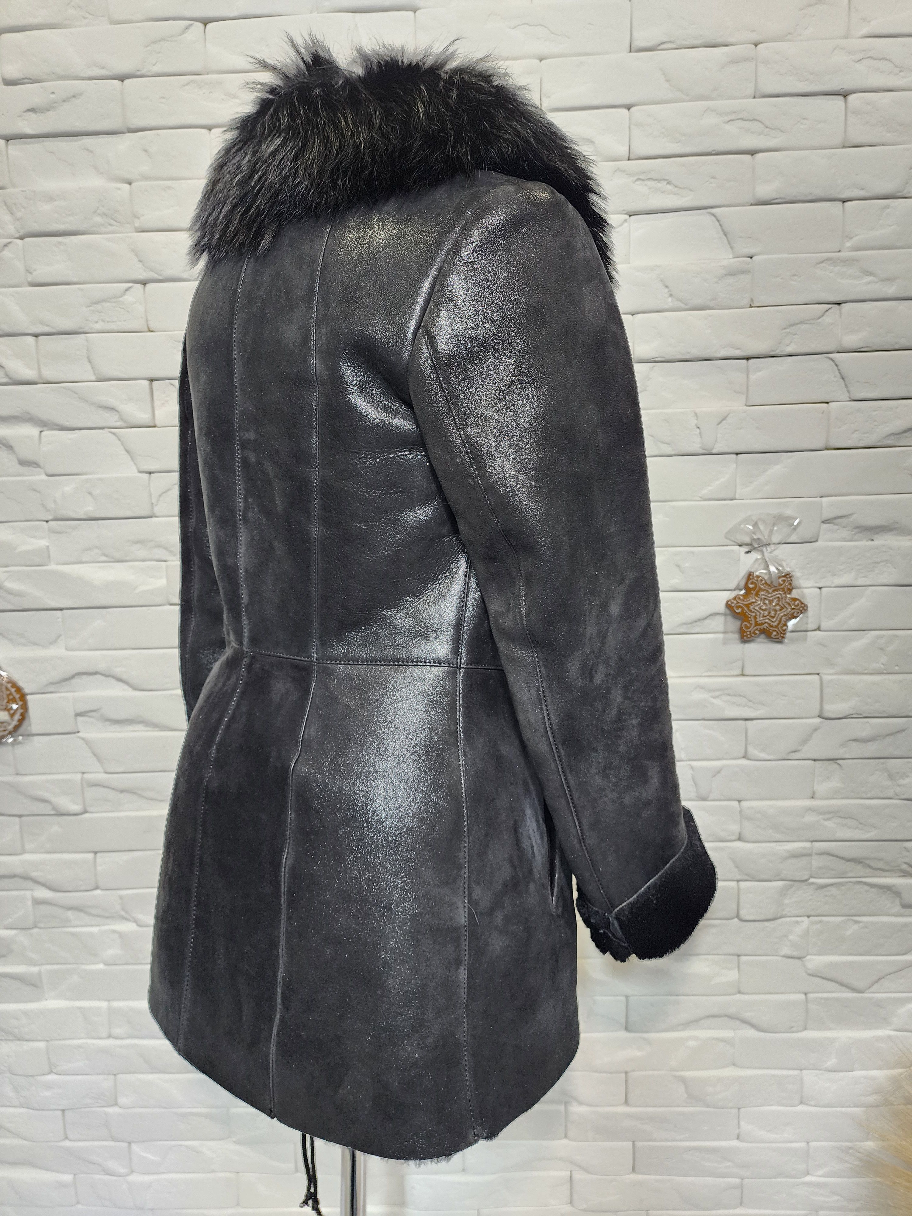 Furla Black Sheepskin Coat: Women's Genuine Fur Jacket Size S / US 4 / IT 40 - 5 Thumbnail