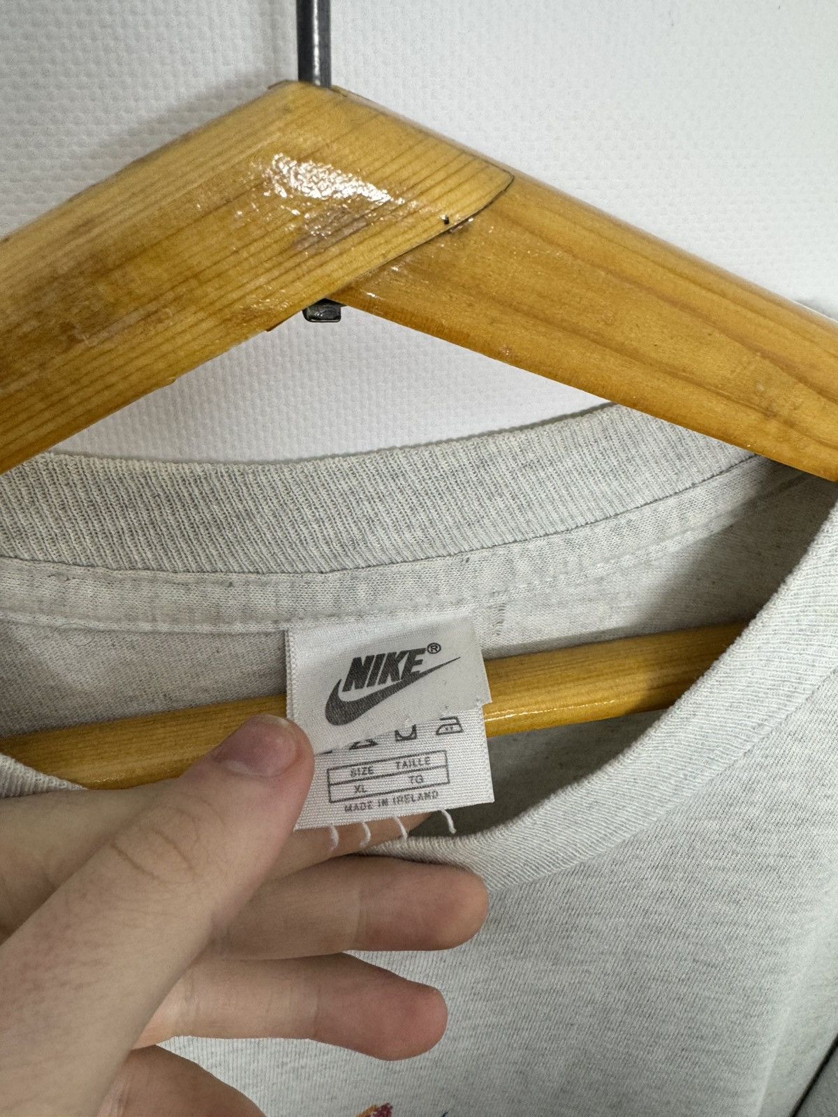 Nike Vintage Y2k Nike Air 🤍 Spellout Big Logo Rare T-shirt 80’s Size US XL / EU 56 / 4 - 5 Thumbnail