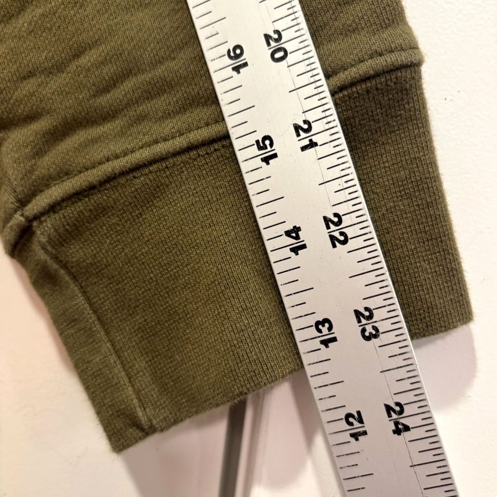 Flint And Tinder Flint and Tinder Pullover Hoodie Mens Large Olive Green Made in USA 10-Year Size US L / EU 52-54 / 3 - 6 Thumbnail