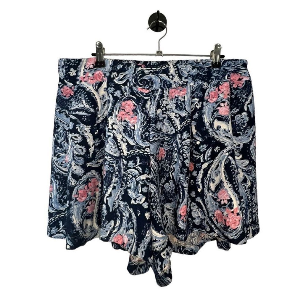 Torrid Torrid Abstract Floral Watercolor Patterned Stretchy Shorts Size 24" / US 00 / IT 34 - 1 Thumbnail