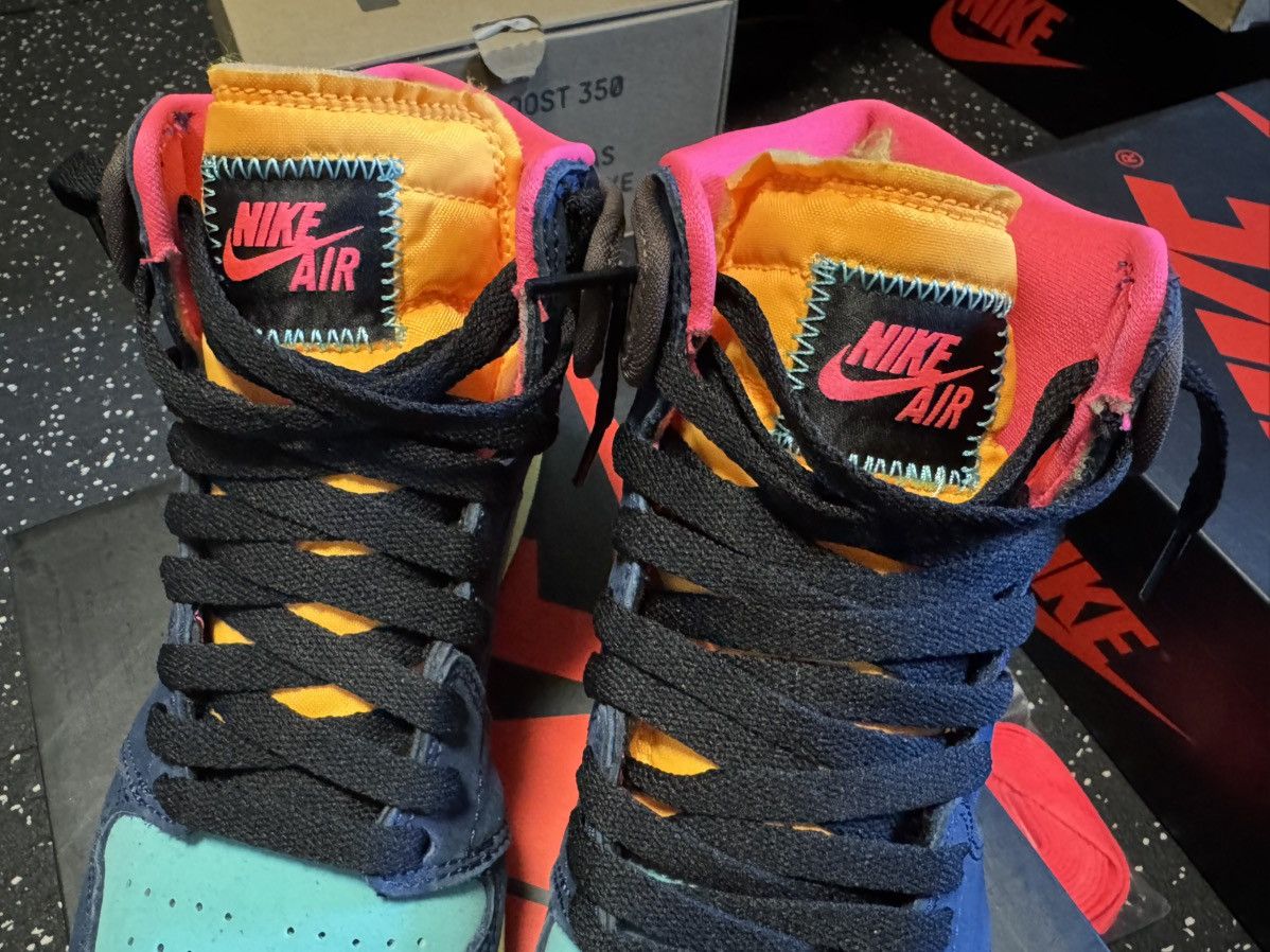 Jordan Brand × Nike Jordan 1 High Tokyo Bio Hack Kids brown orange pink 5.5Y Size US 5.5 / EU 38 - 9 Thumbnail