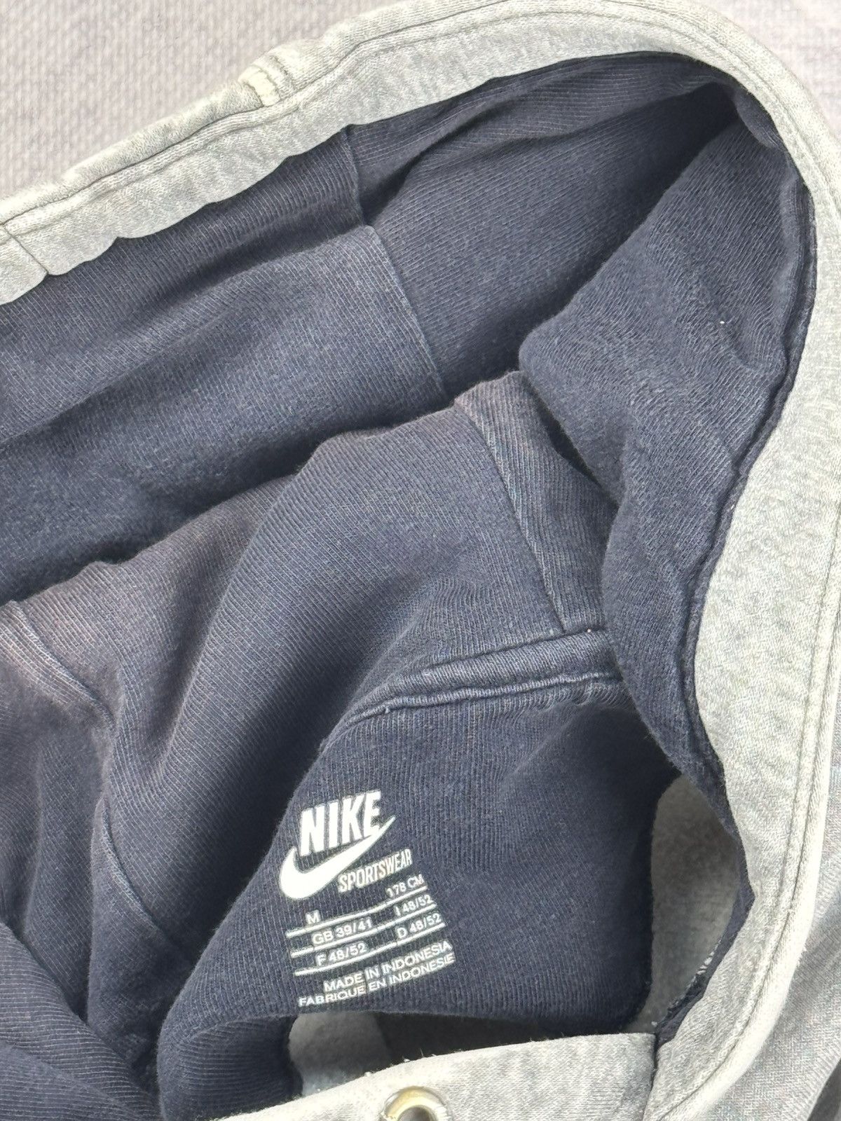 Nike × Vintage NIKE VINTAGE CENTER LOGO OVERSIZE BOXY HOODIE Size US M / EU 48-50 / 2 - 5 Thumbnail