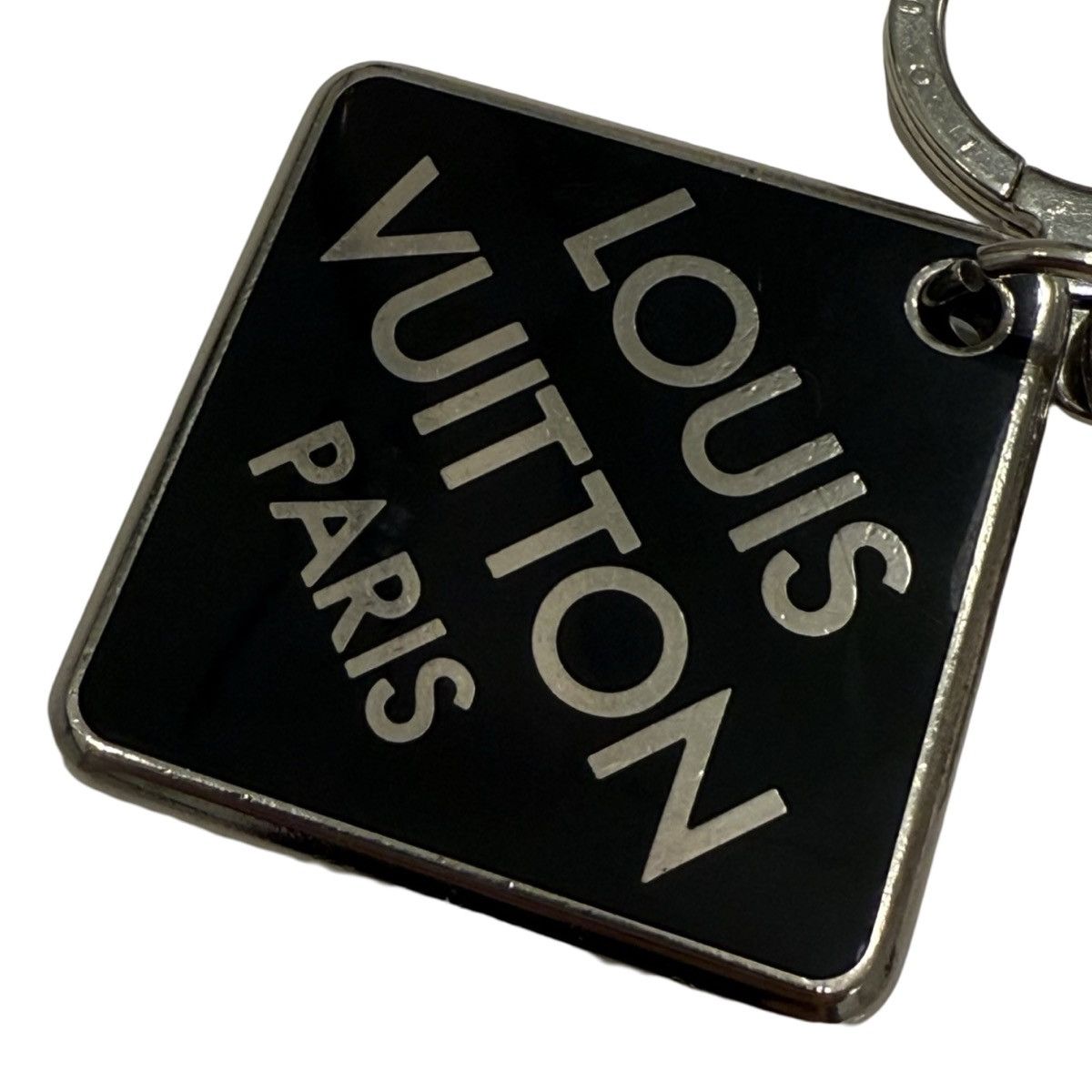 Louis Vuitton Damier Keychain Size ONE SIZE - 7 Thumbnail