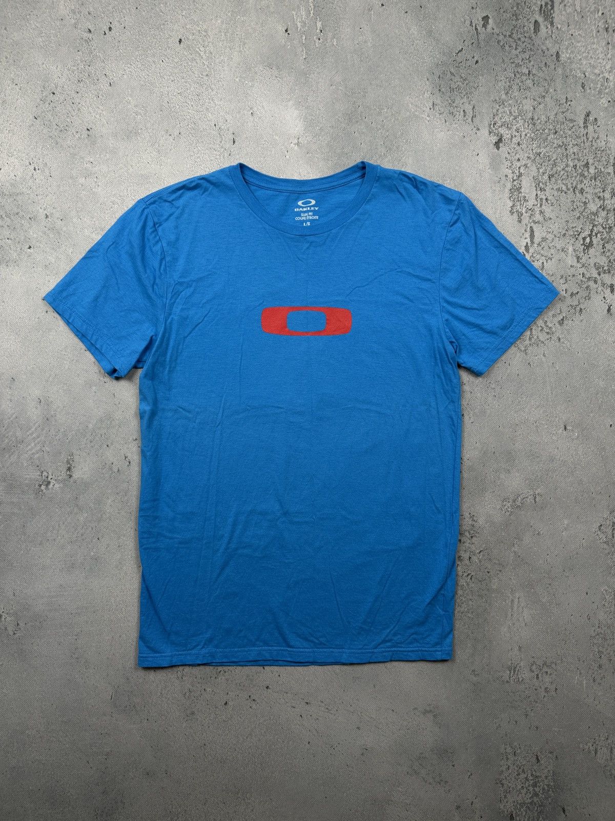 Oakley Vintage Oakley Blue Tee with Red Ellipse Big Logo 00s Y2K Size US L / EU 52-54 / 3 - 1 Thumbnail