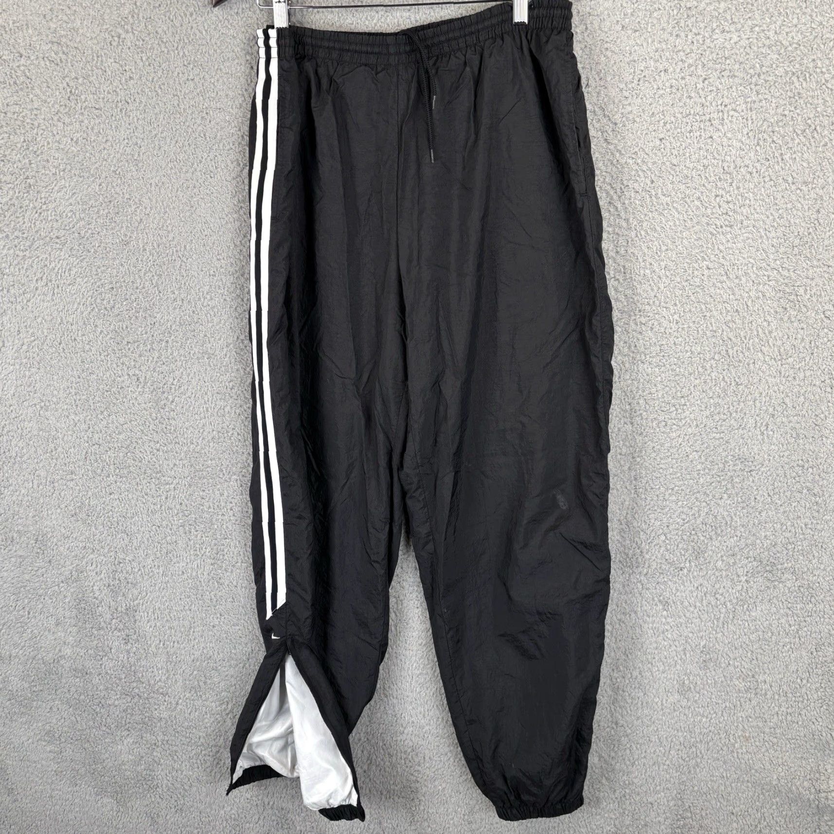 Nike VINTAGE Nike Track Pants Mens XL Black Lined Rare Double Stripe Zip Ankle Track Pants 90s Nike Mens XL Black Lined Pockets Elastic Waist Size US 36 / EU 52 - 2 Thumbnail