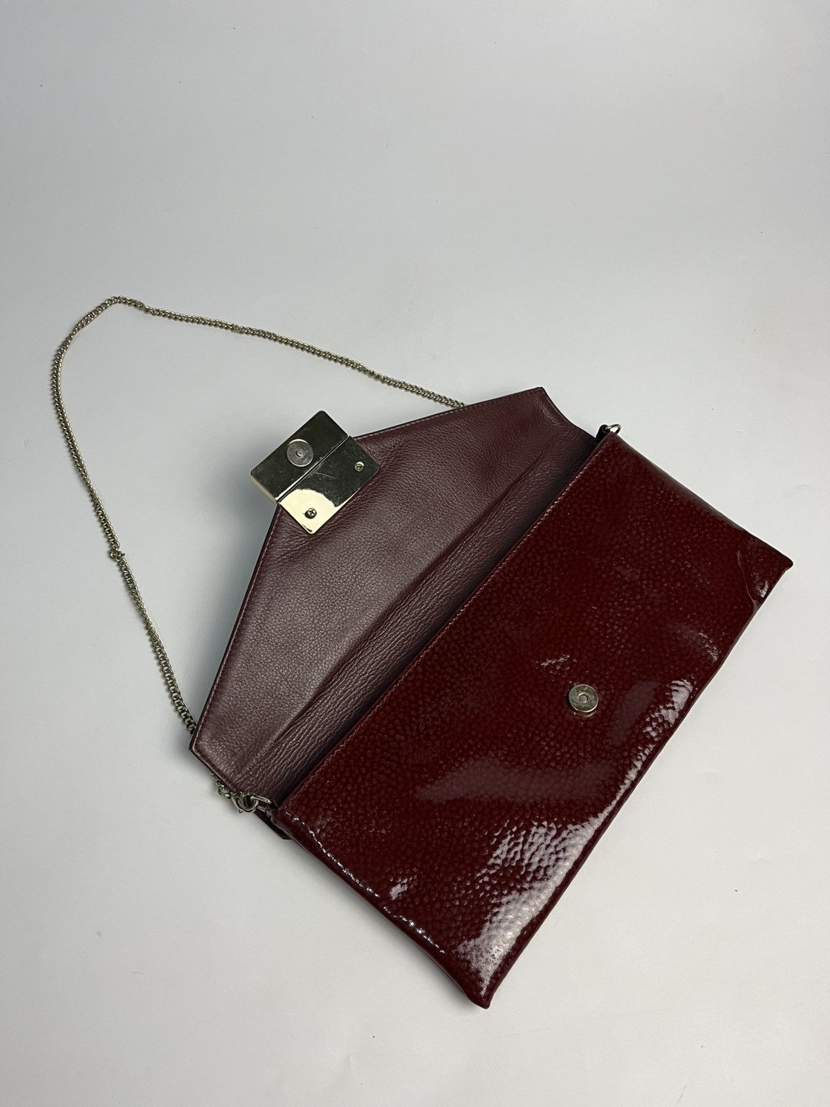 Vivienne Westwood Vivienne Westwood Oxblood Patent Leather Chain Envelope Bag Size ONE SIZE - 10 Thumbnail