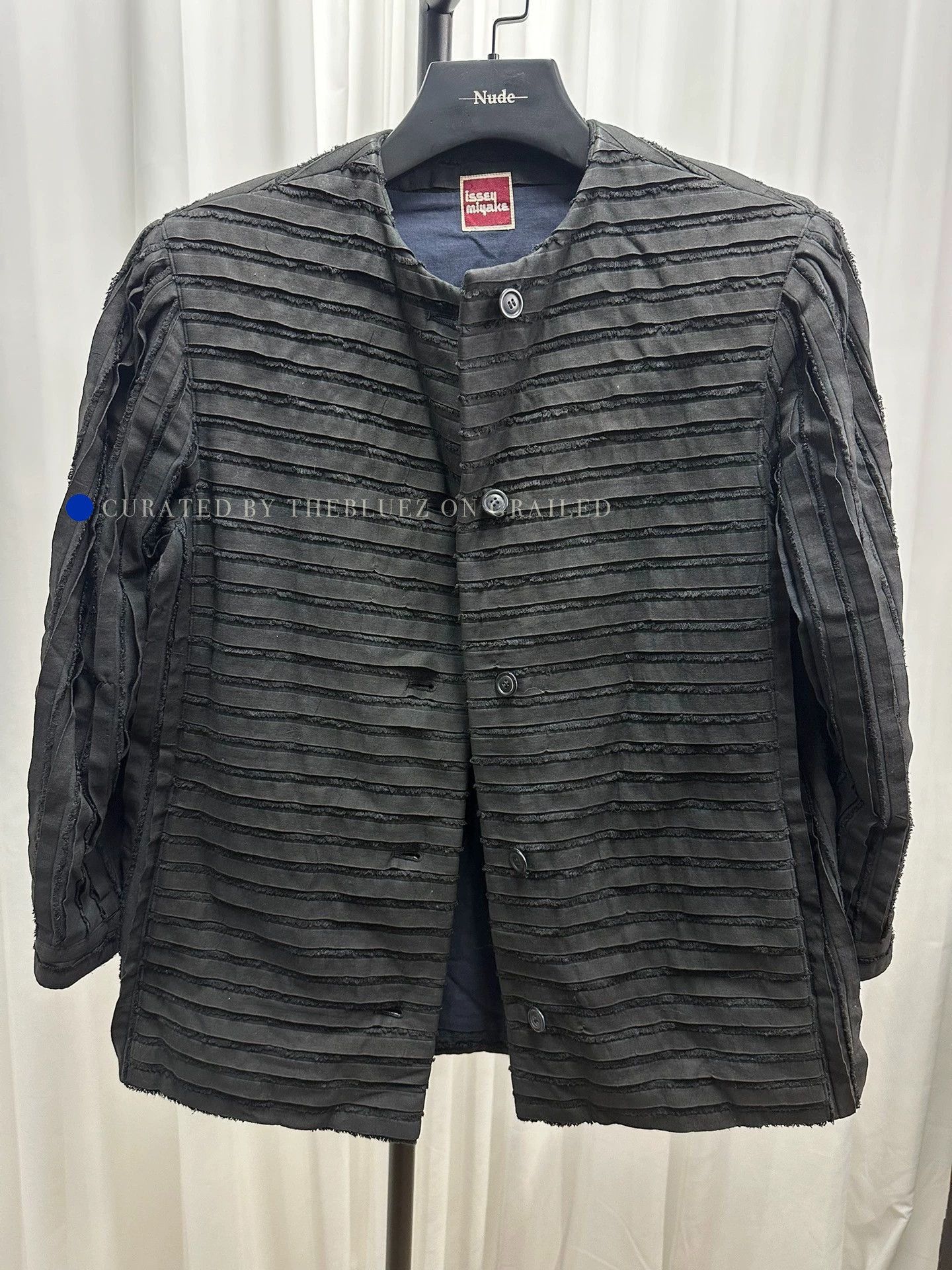 Issey Miyake Pleated Black Light Jacket Size US S / EU 44-46 / 1 - 1 Thumbnail