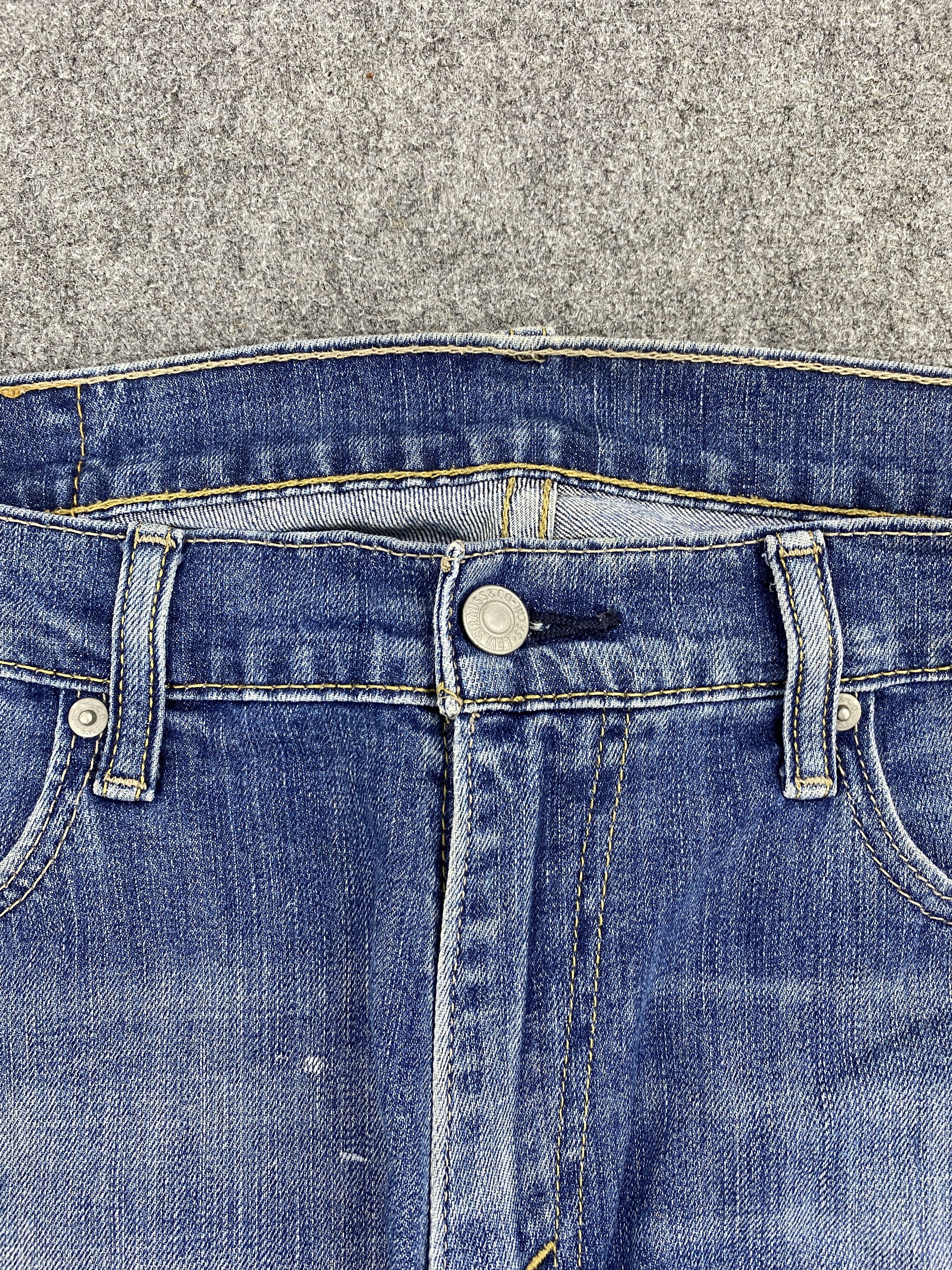 Levi's × Vintage Vintage Levi's 514 Distressed Blue Denim Jeans Size US 34 / EU 50 - 9 Thumbnail