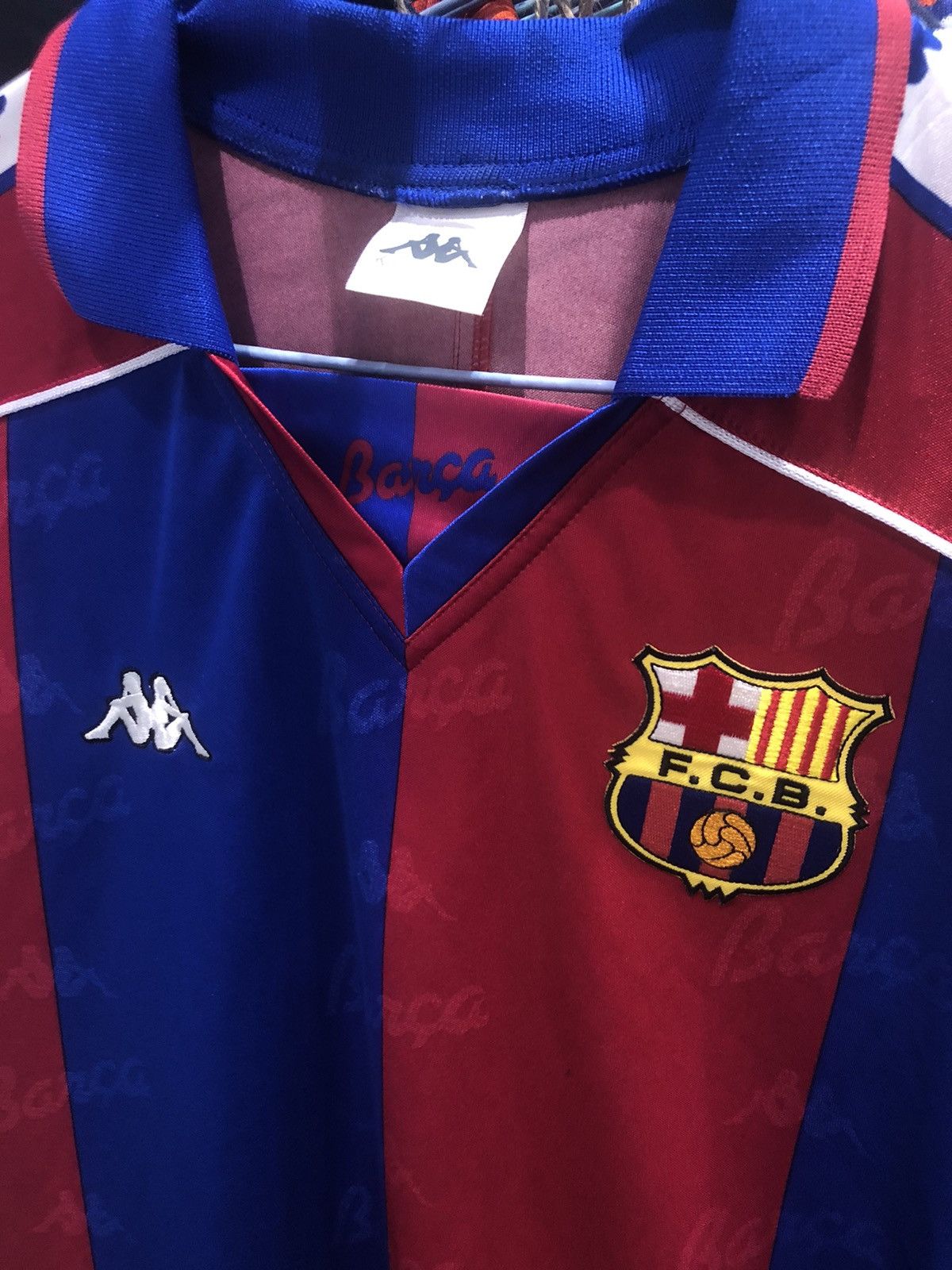 Kappa × Vintage Barcelona 92/95 home shirt Size US M / EU 48-50 / 2 - 3 Thumbnail