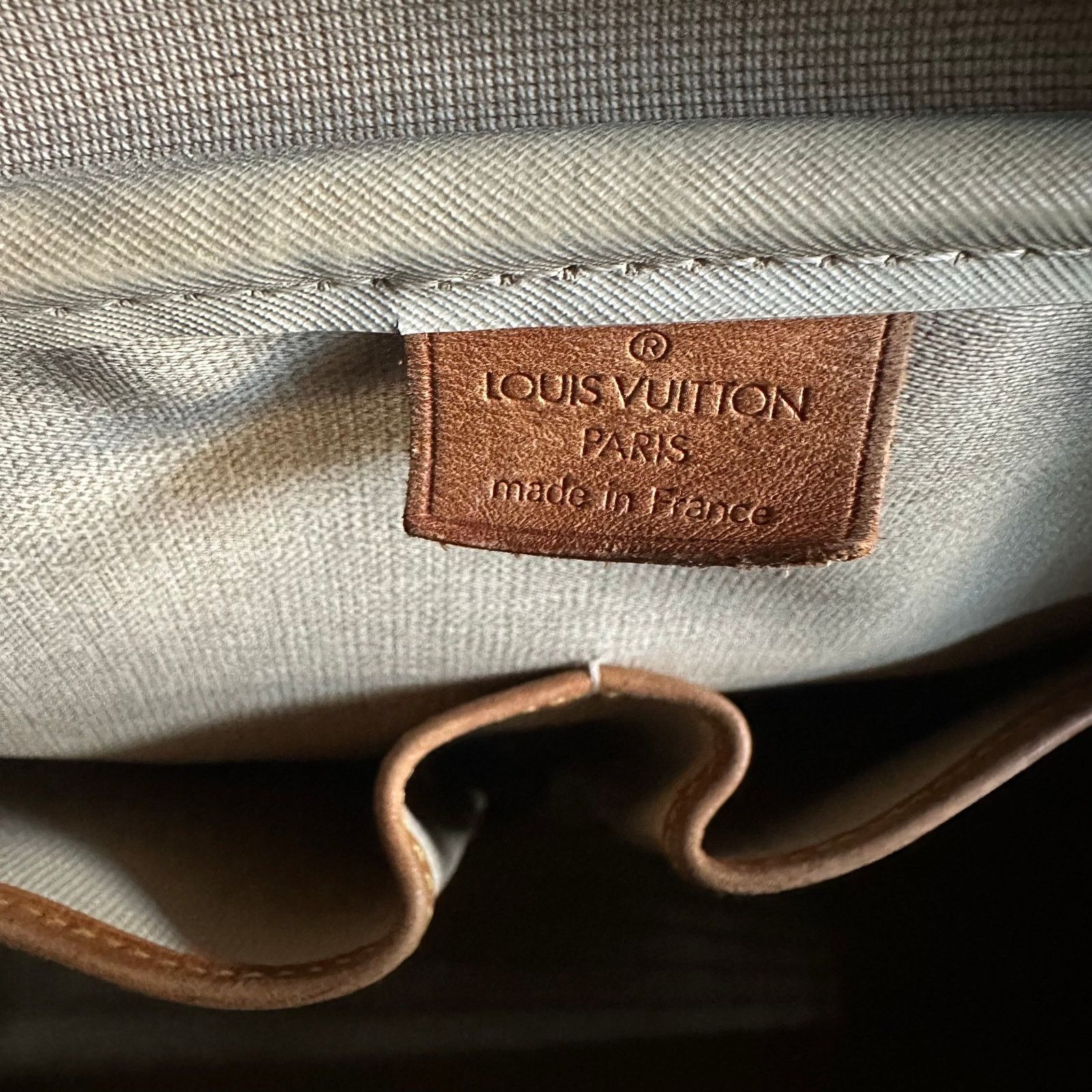 Louis Vuitton Vintage Louis Vuitton Deauville Bag Size ONE SIZE - 22 Thumbnail