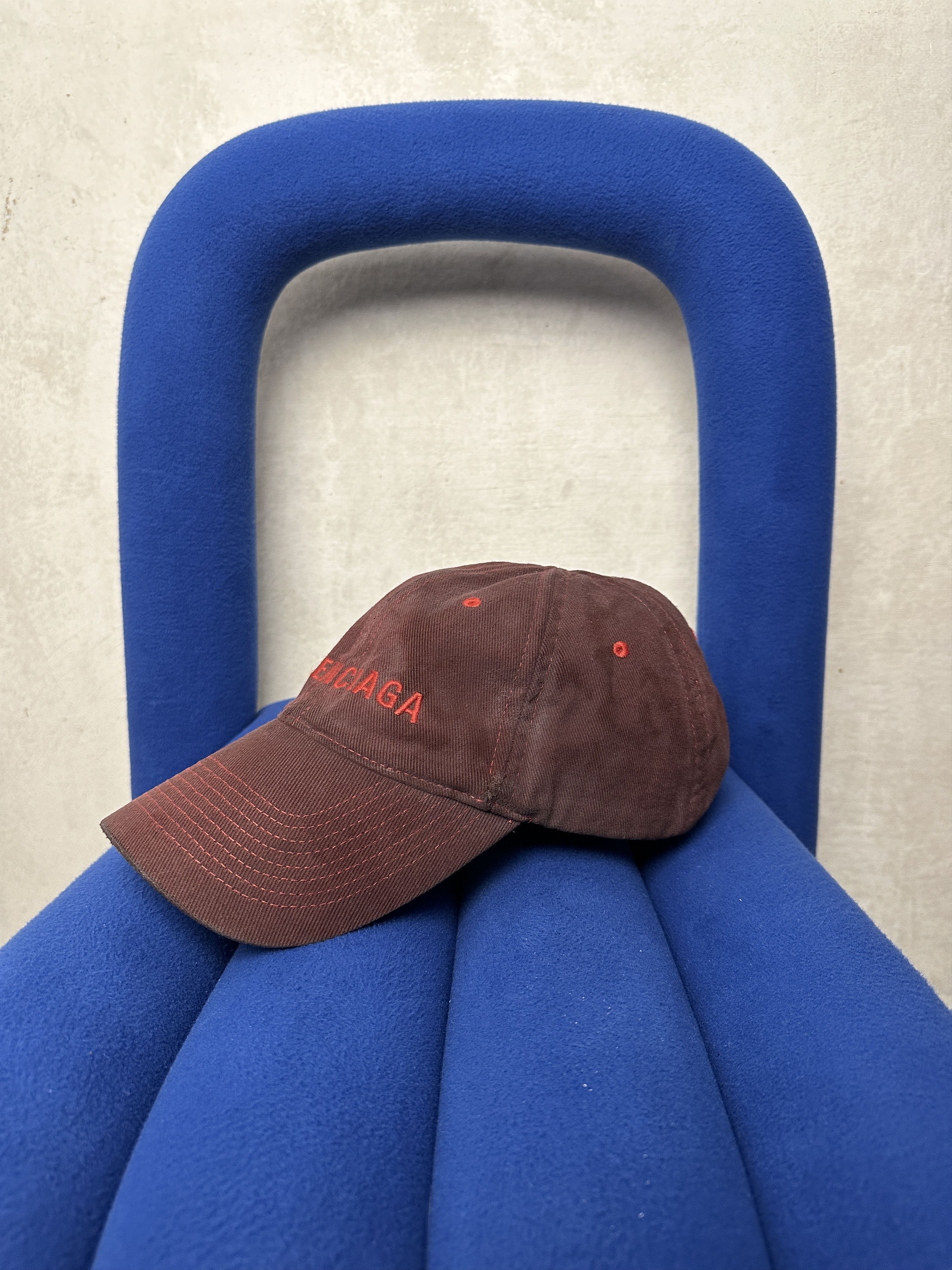 Balenciaga Balenciaga Distressed Embroidered Logo Cap Size ONE SIZE - 1 Thumbnail