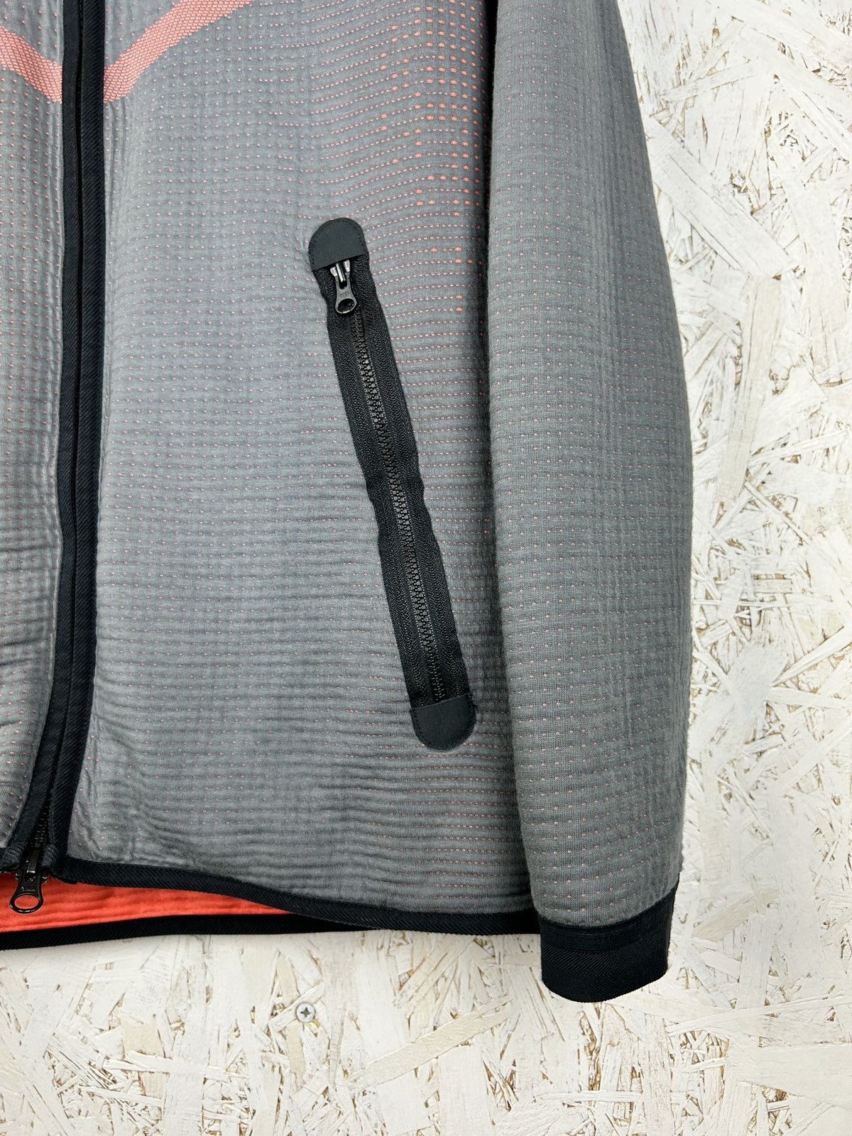 Nike Nike NSW Tech Pack WR Zip Hoodie Grey Size S CU3598-021 Size US S / EU 44-46 / 1 - 4 Thumbnail
