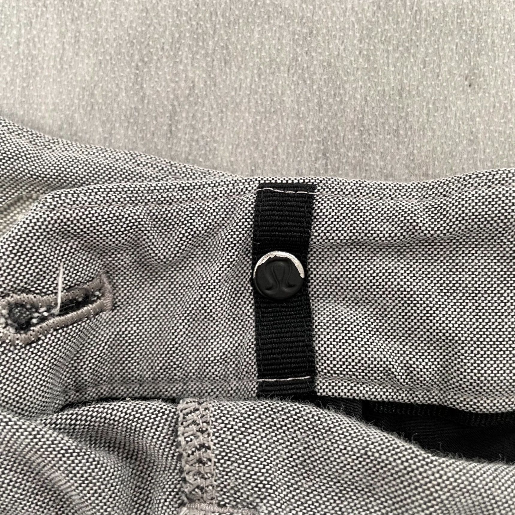 Lululemon Lululemon Shorts Classic Pockets Logo Mens 34 Gray Chino Commission Adult Free (No Free) Measurements Inseam 8.5 Modern Vintage N/A? Size US 34 / EU 50 - 5 Thumbnail