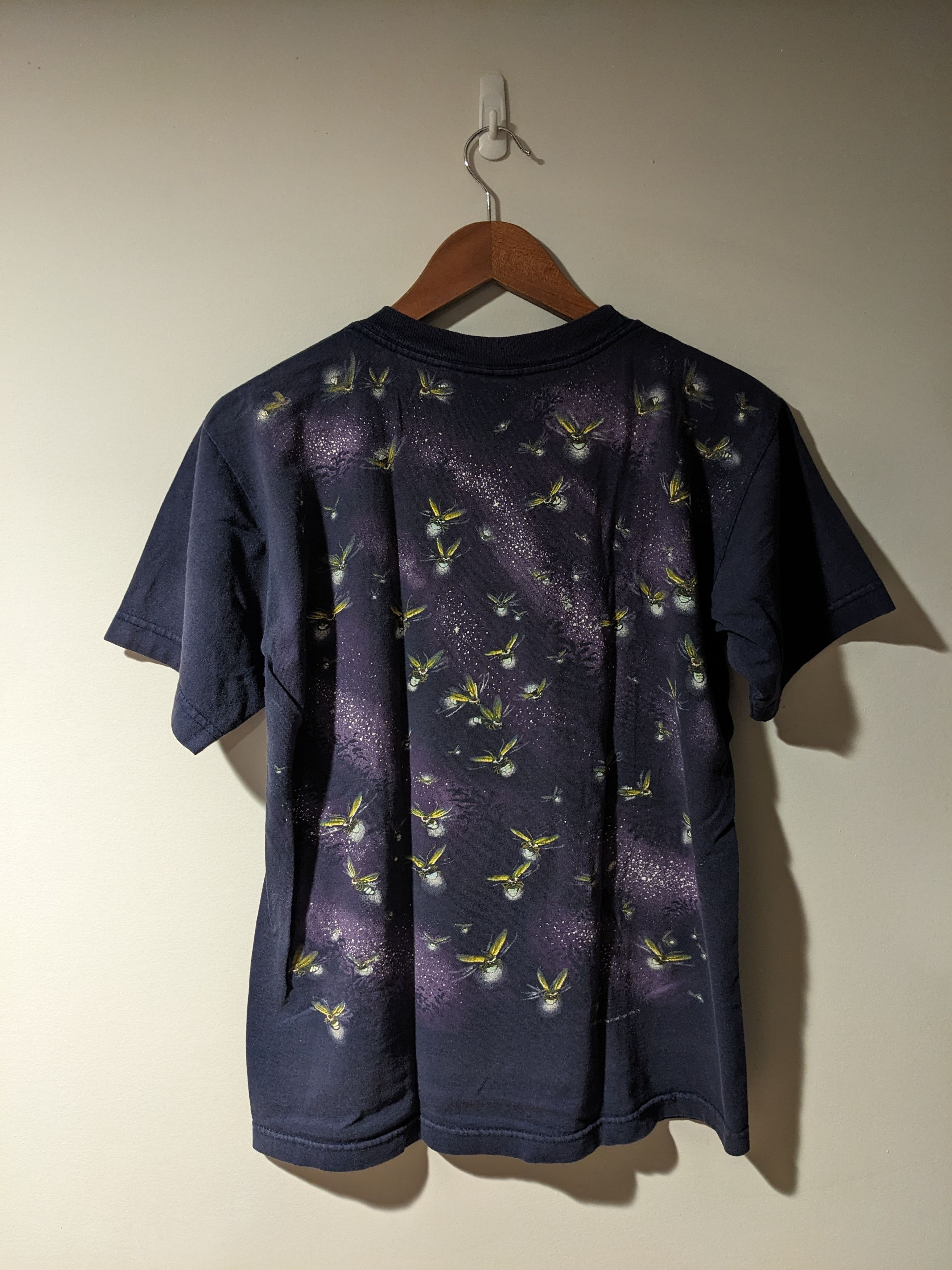 Vintage Vintage 1998 Fire Flies Bugs Animal Glow in the Dark T-Shirt Size US M / EU 48-50 / 2 - 5 Thumbnail