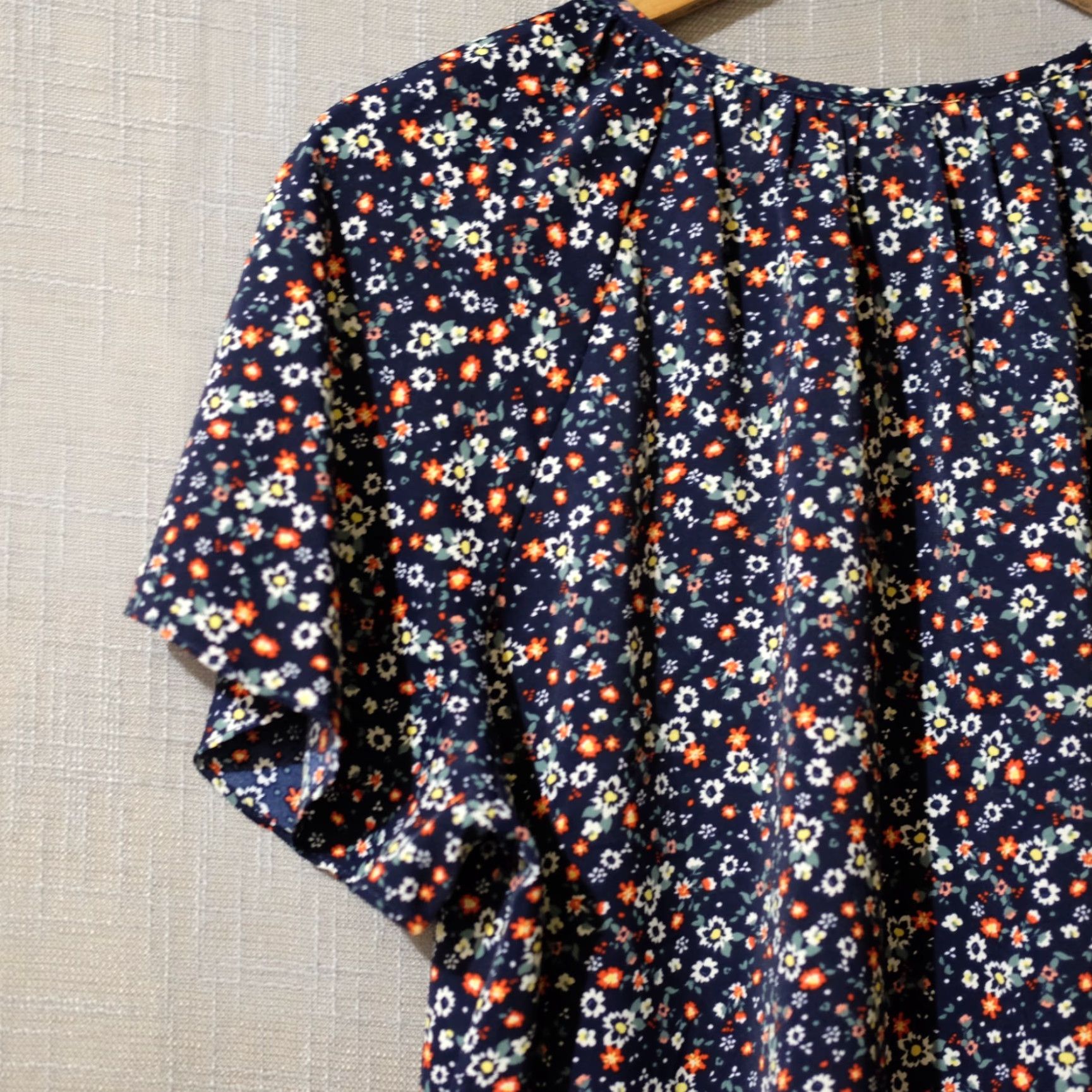 Vintage EUC Anydoll Blouse Floral Lightweight Stretch Poly/Spandex Womens XL #A13-16 Size XL / US 12-14 / IT 48-50 - 6 Thumbnail