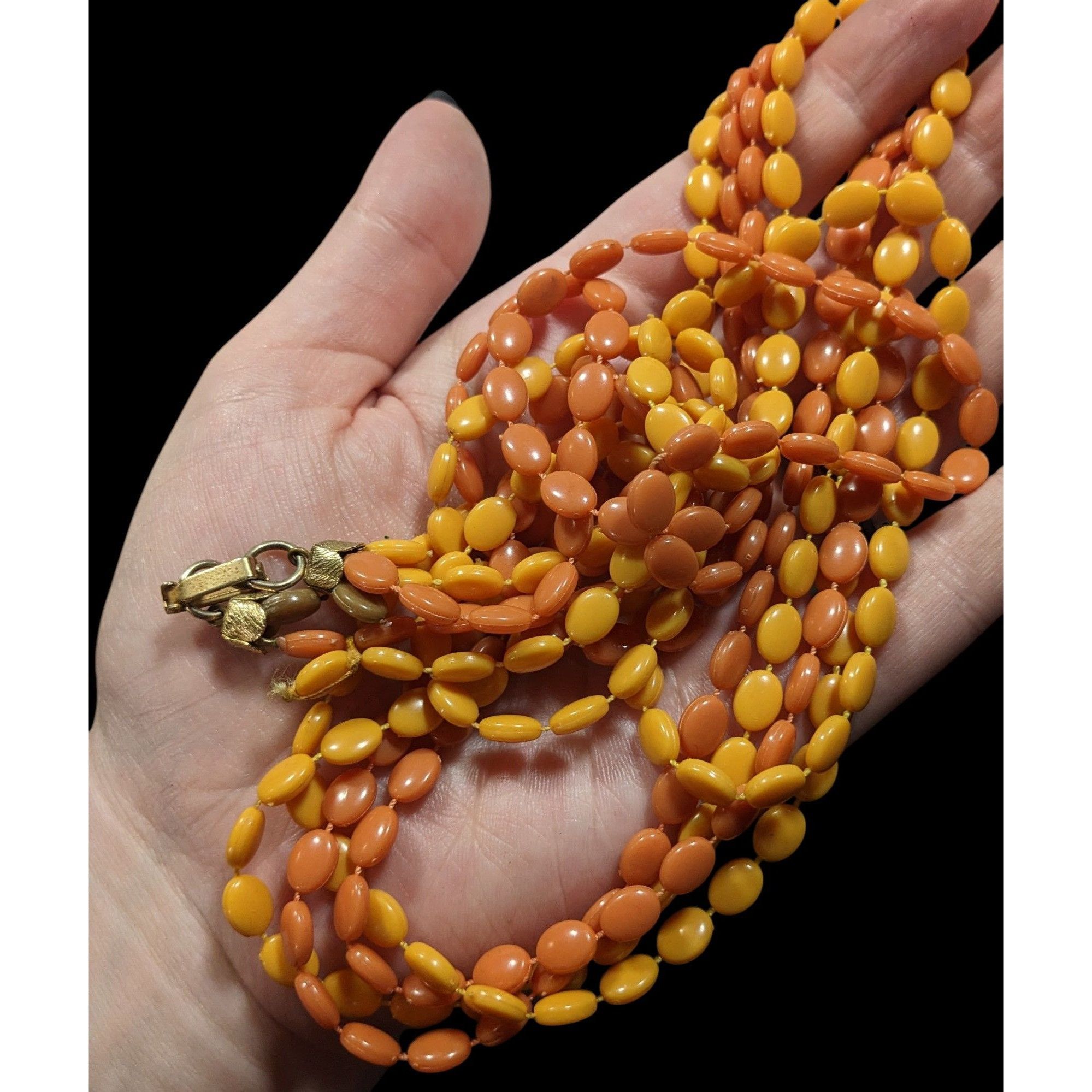 Other Vintage Retro Yellow And Orange Plastic Beaded Necklace Size ONE SIZE - 4 Thumbnail