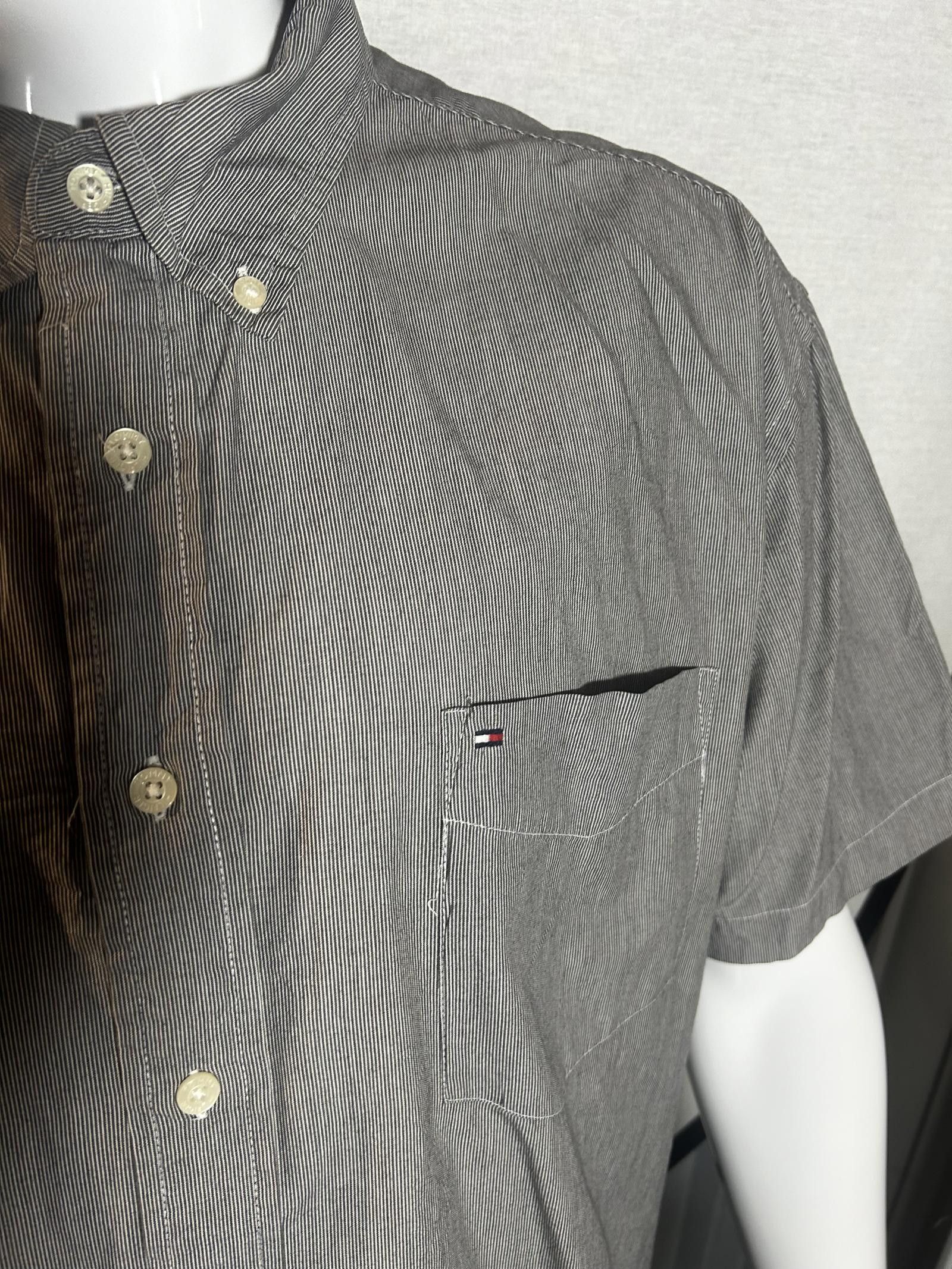 Tommy Hilfiger Tommy Hilfiger Short-Sleeve Striped Shirt Size US XXL / EU 58 / 5 - 3 Thumbnail