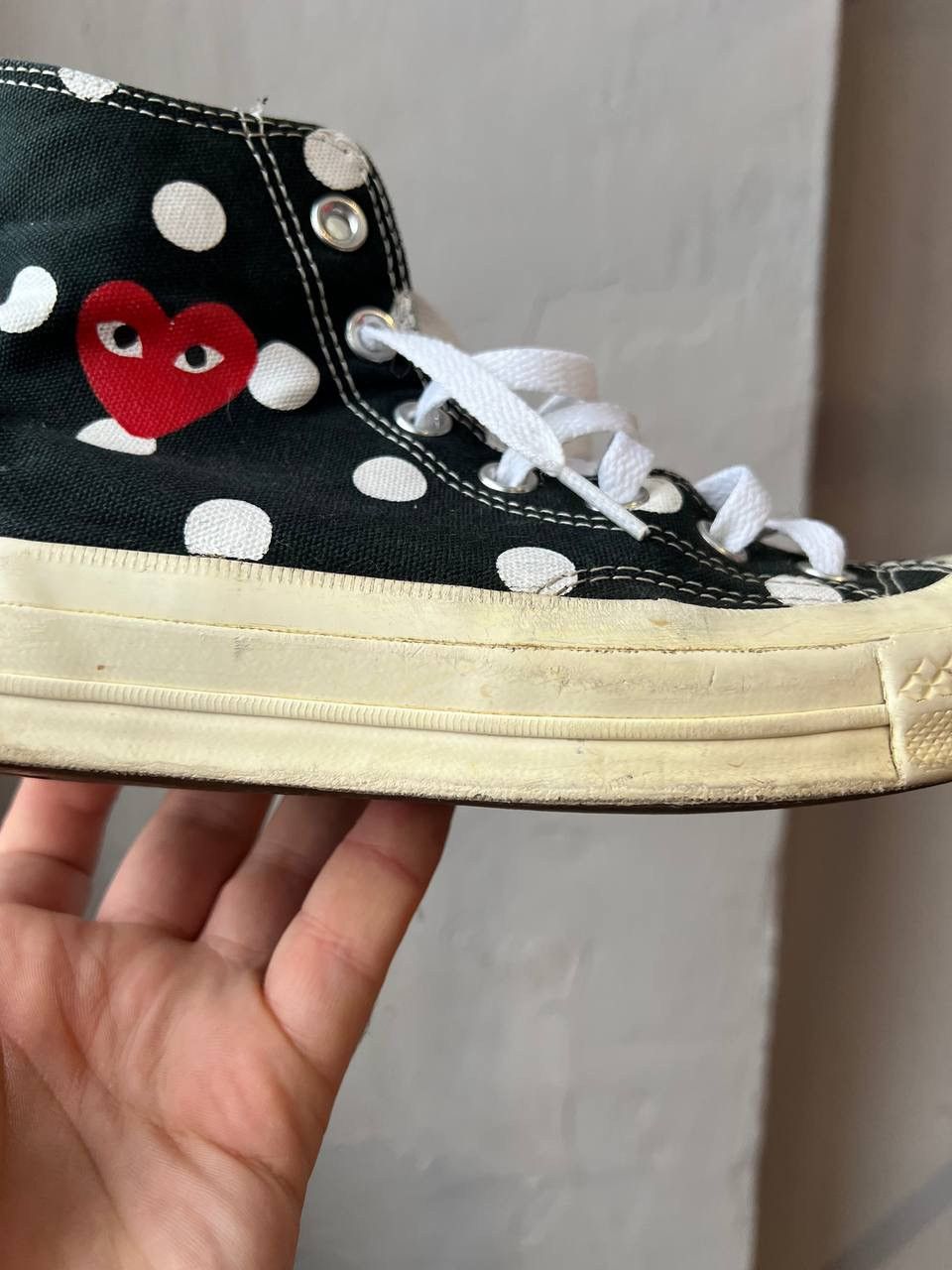 Comme des Garcons PLAY PLAY COMME DES GARCONS X CONVERSE ICONIC RED HEART SNEAKERS Size US 7.5 / IT 37.5 - 5 Thumbnail