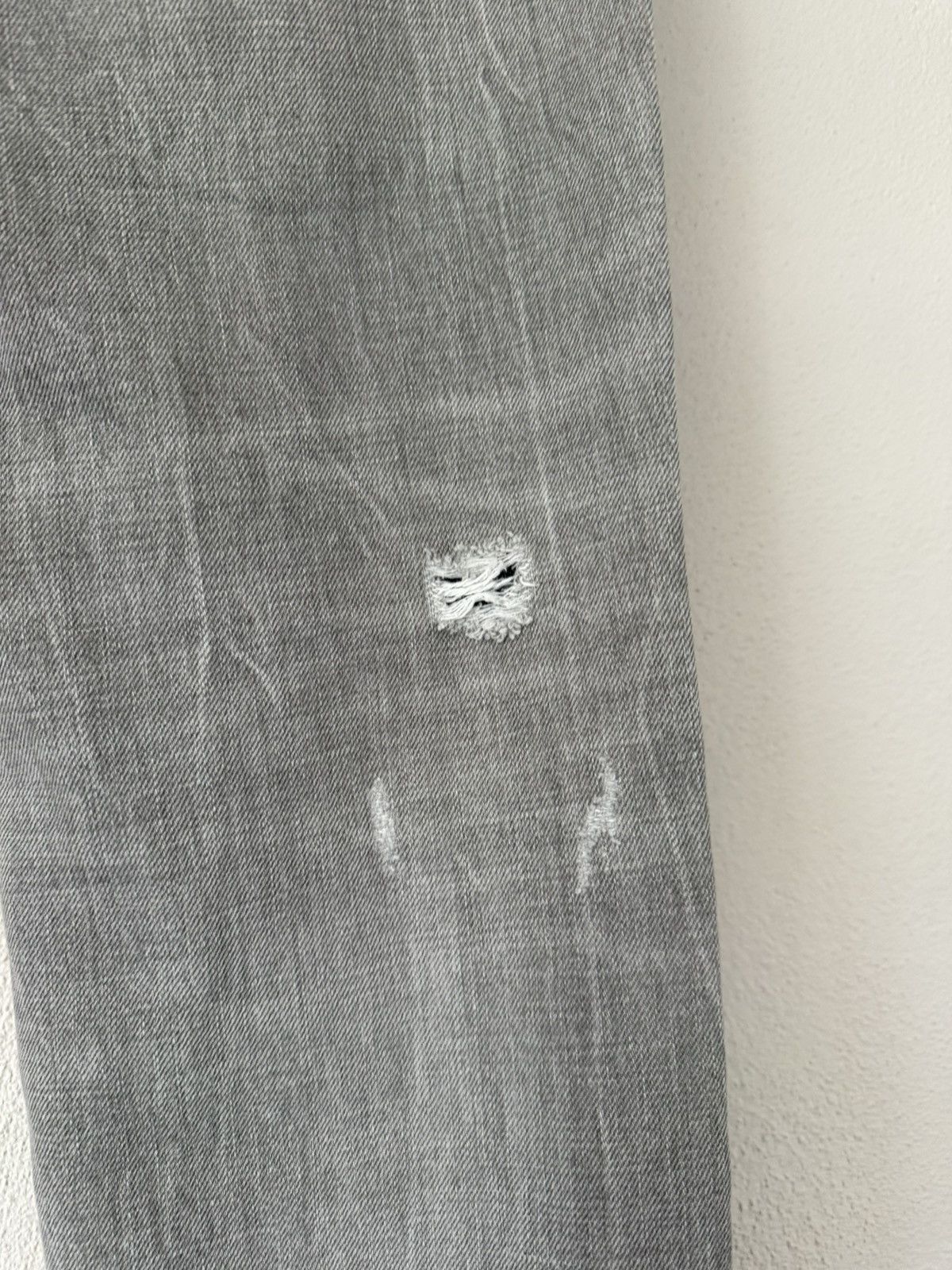 Dolce & Gabbana Grey Distressed Jeans with Embroidered Bee Size US 32 / EU 48 - 9 Thumbnail