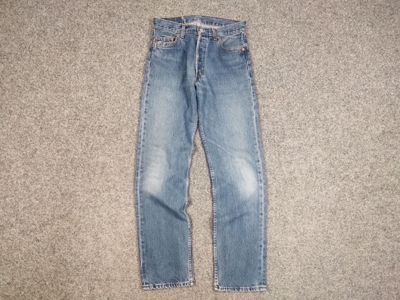 Levi's Vintage 90's levis 501 Classic Faded Denim Jeans USA Style Size US 30 / EU 46 - 10 Thumbnail
