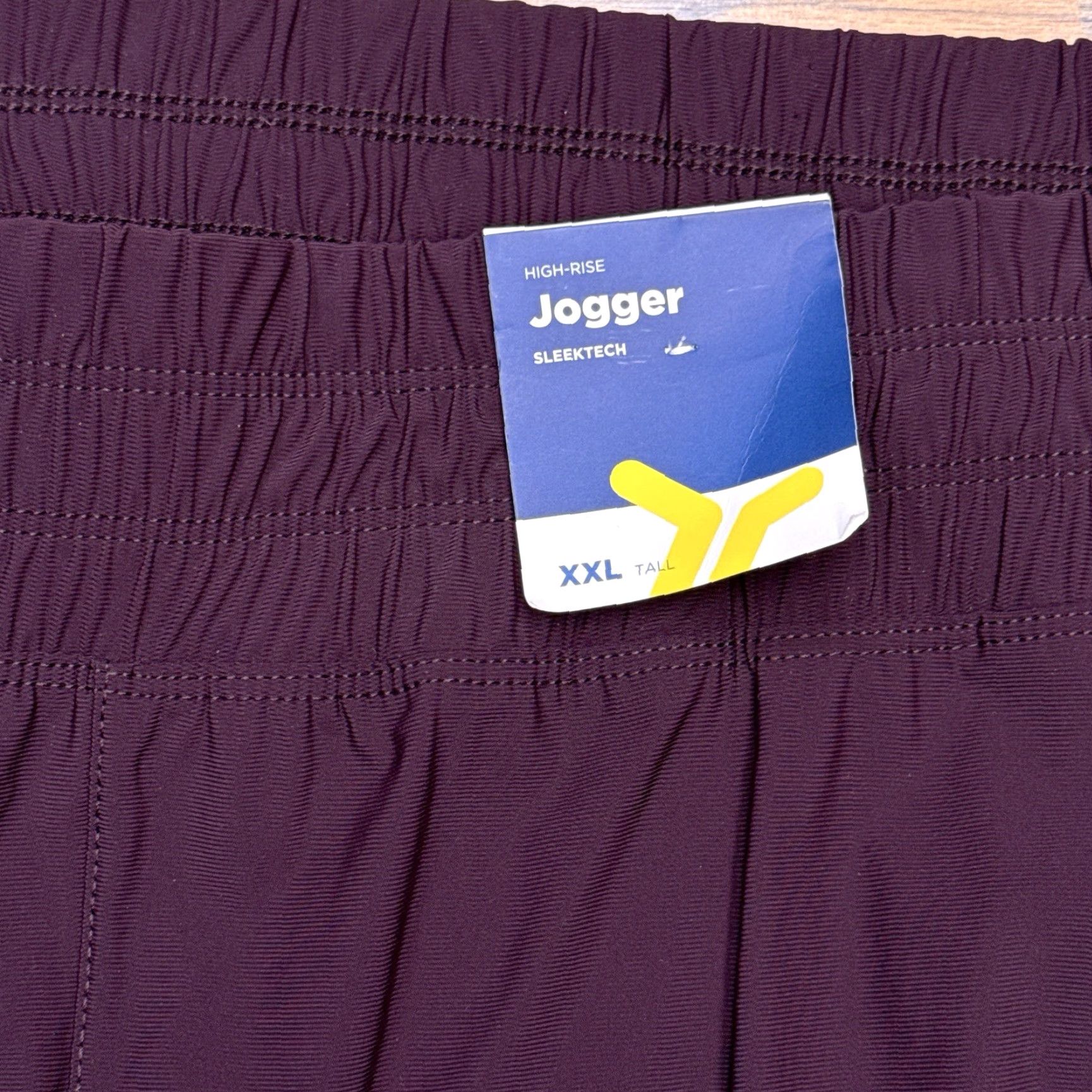 Old Navy Old Navy Cargo Pants Tall 2XL Burgundy Zip Pockets Stretch Sleektech Tapered Casual Women Men? Size 40" / US 18 - 4 Thumbnail