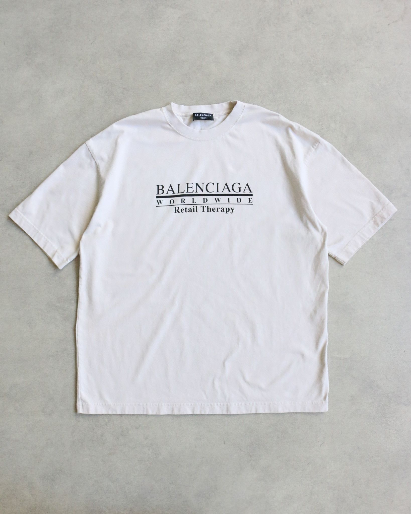 Balenciaga Balenciaga Worldwide Retail Therapy Tee Beige Size US M / EU 48-50 / 2 - 1 Thumbnail